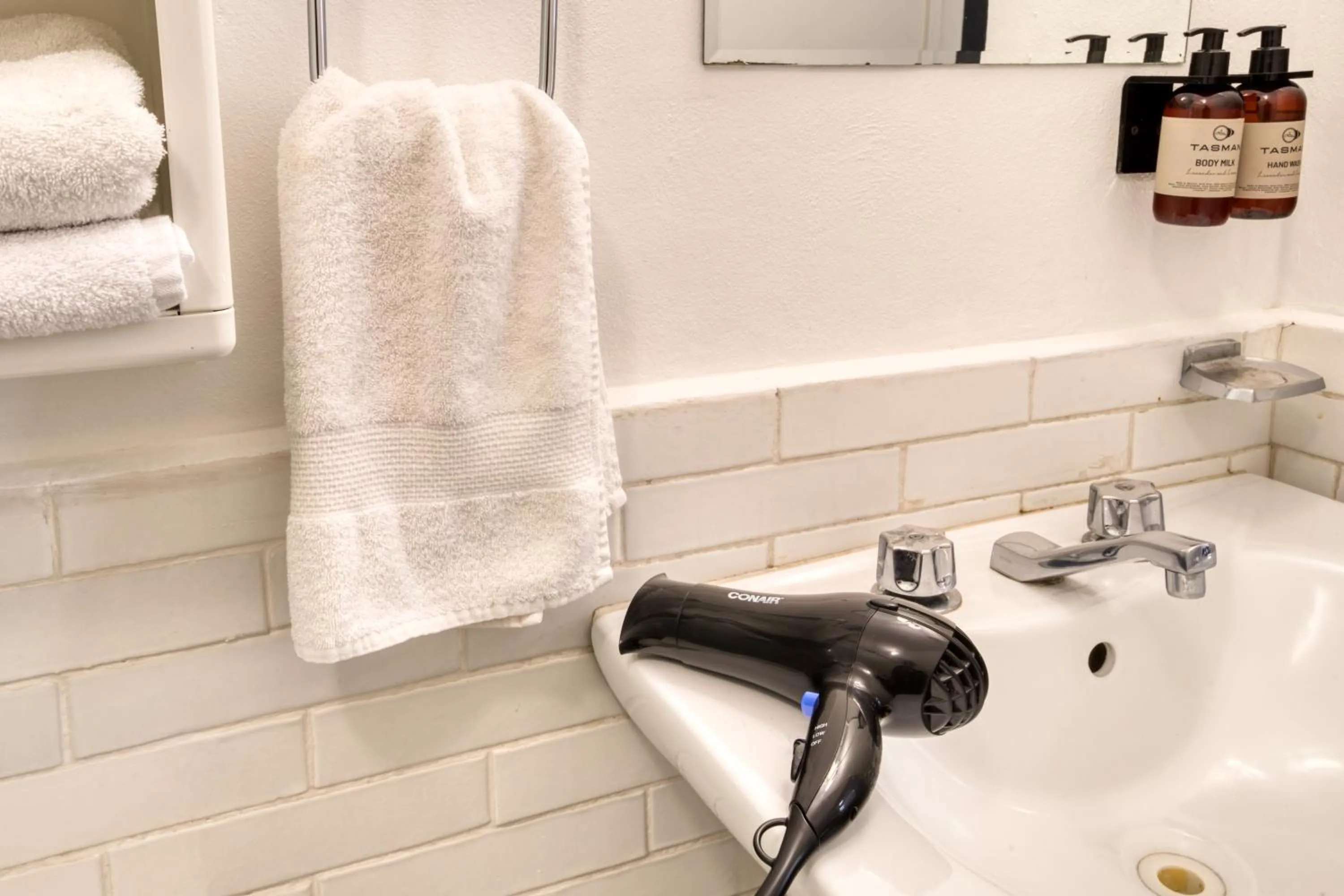 Bathroom in Santa Casa by Tasman