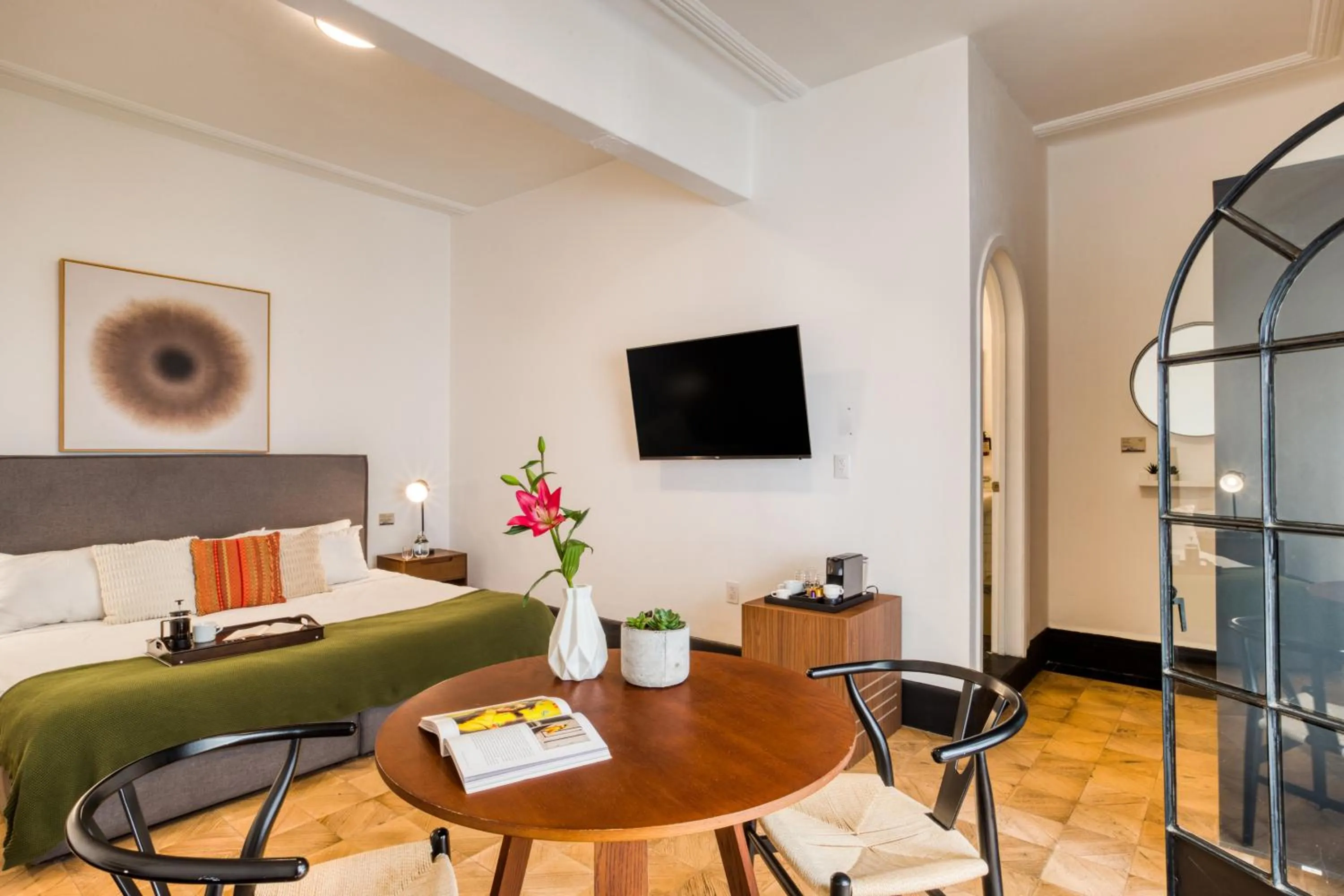 TV and multimedia in Santa Casa by Tasman