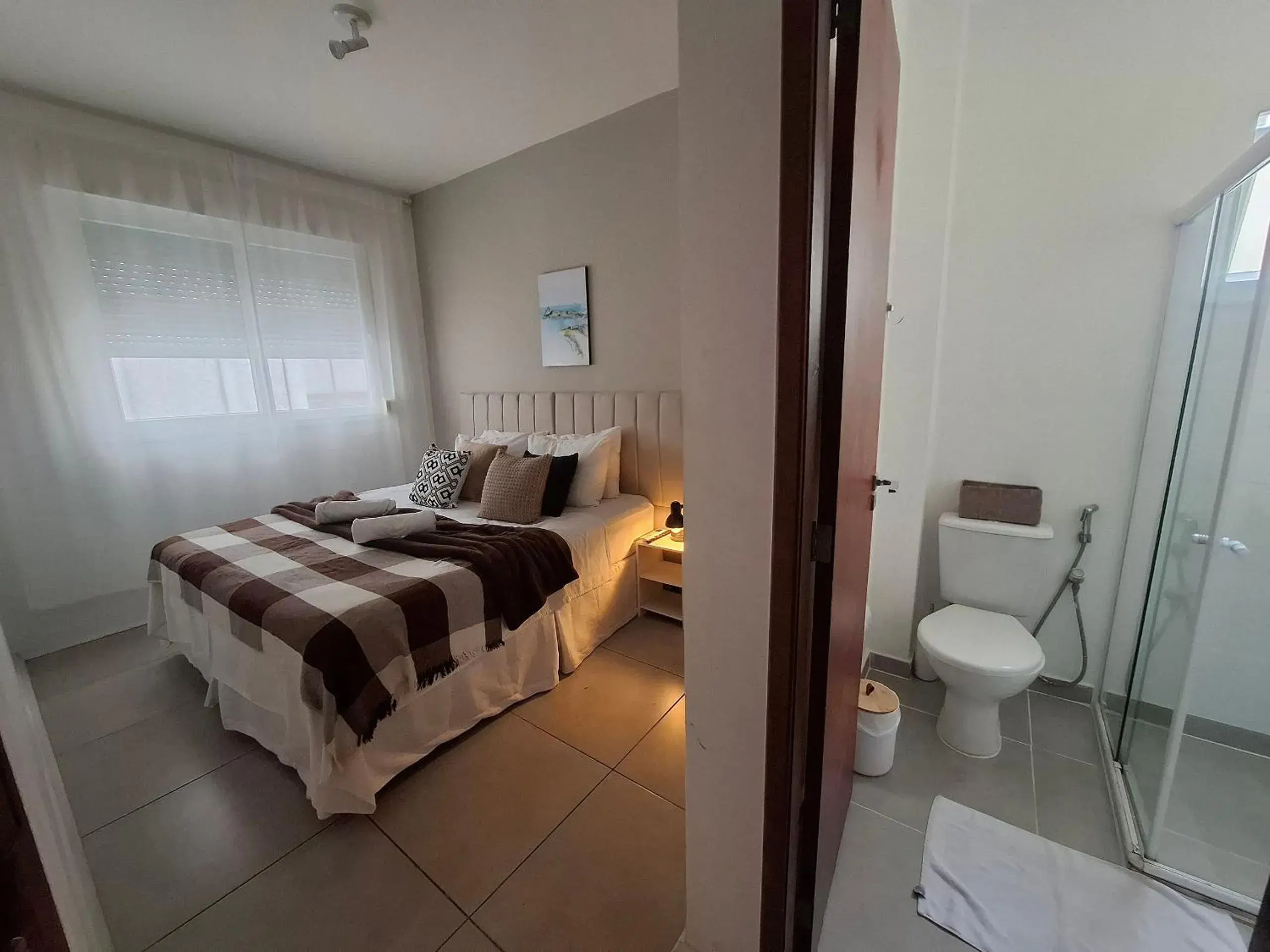 Executive Suite in Fullano Guesthouse _ Between Copacabana and Ipanema – Comfortable Private Suites! Executive Suite in Fullano Guesthouse _ Between Copacabana and Ipanema – Comfortable Private Suites!