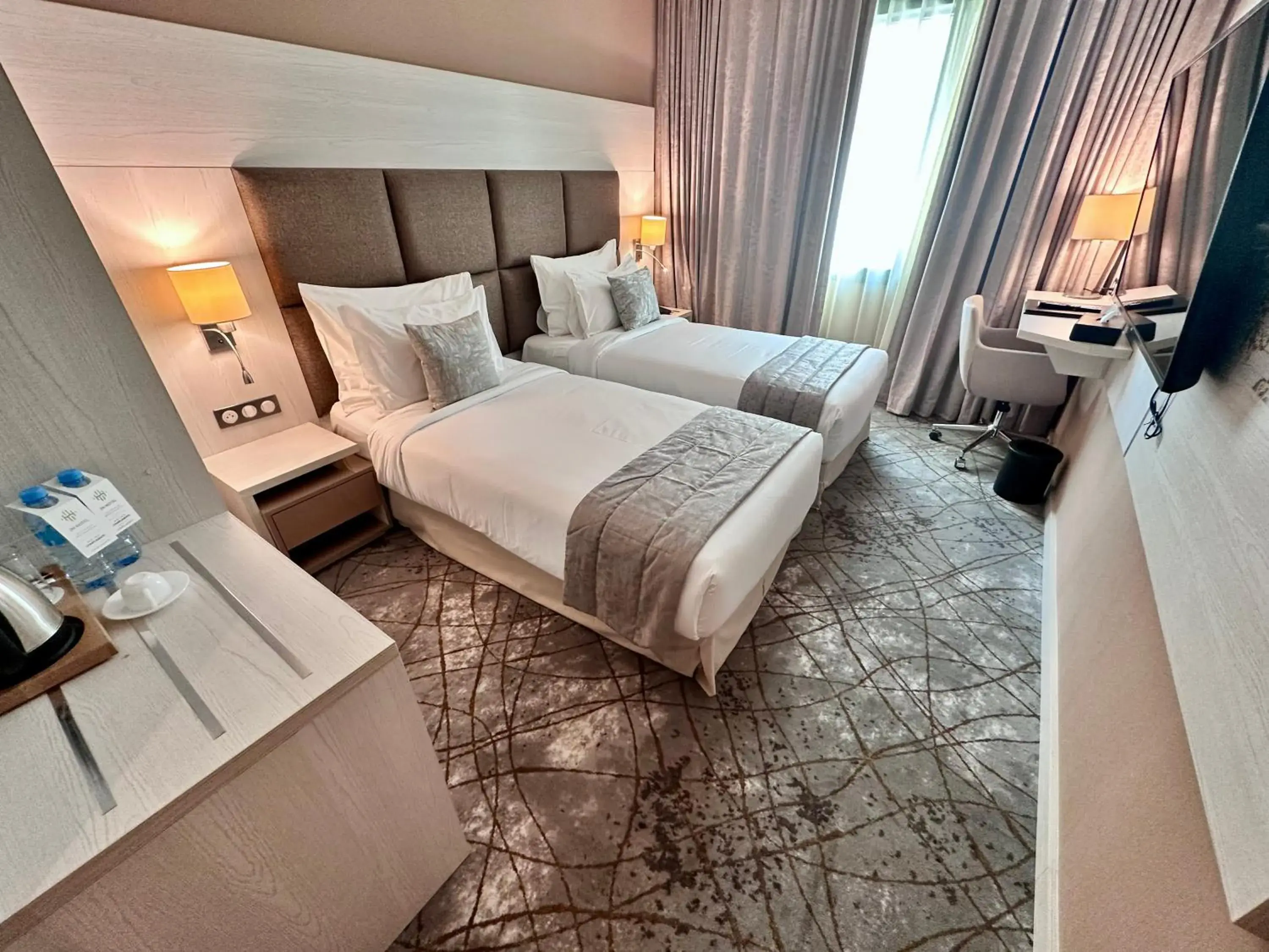 TV and multimedia, Bed in 2H Hotel TV and multimedia, Bed in 2H Hotel