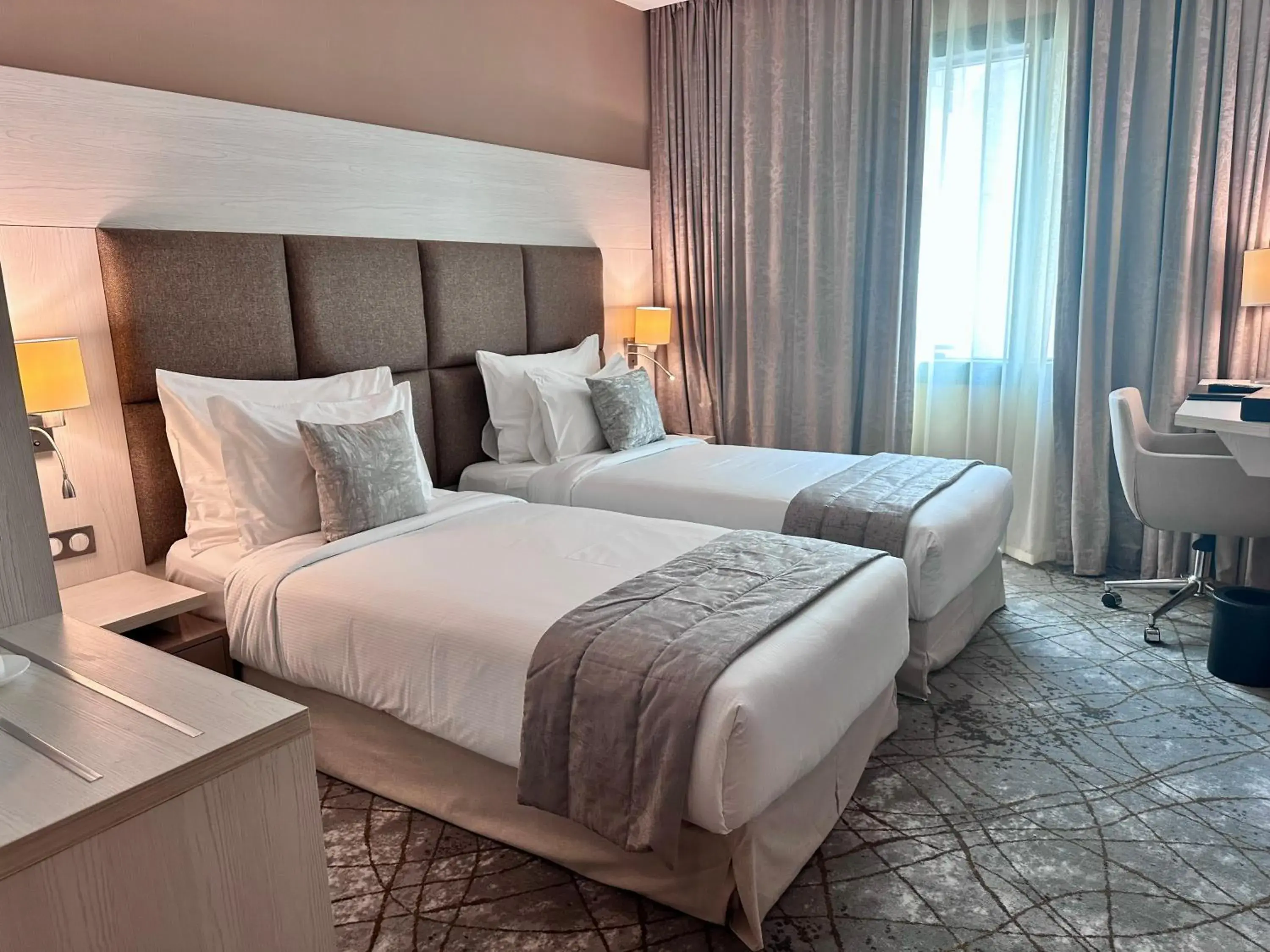 Twin Room - single occupancy in 2H Hotel Twin Room - single occupancy in 2H Hotel