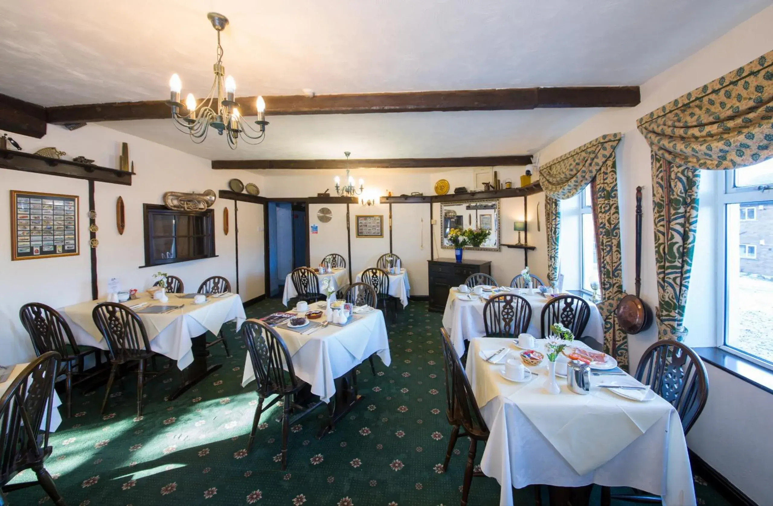 Dining area in Dalesgate Hotel - Self Check In Dining area in Dalesgate Hotel - Self Check In