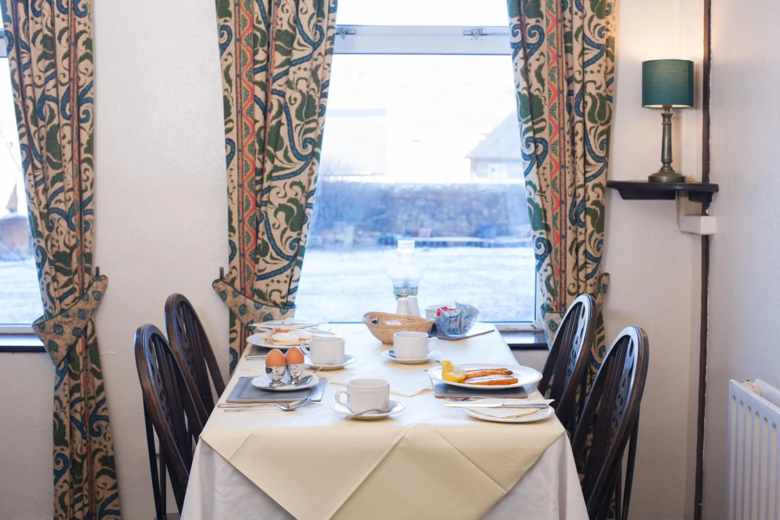 Dining area in Dalesgate Hotel - Self Check In