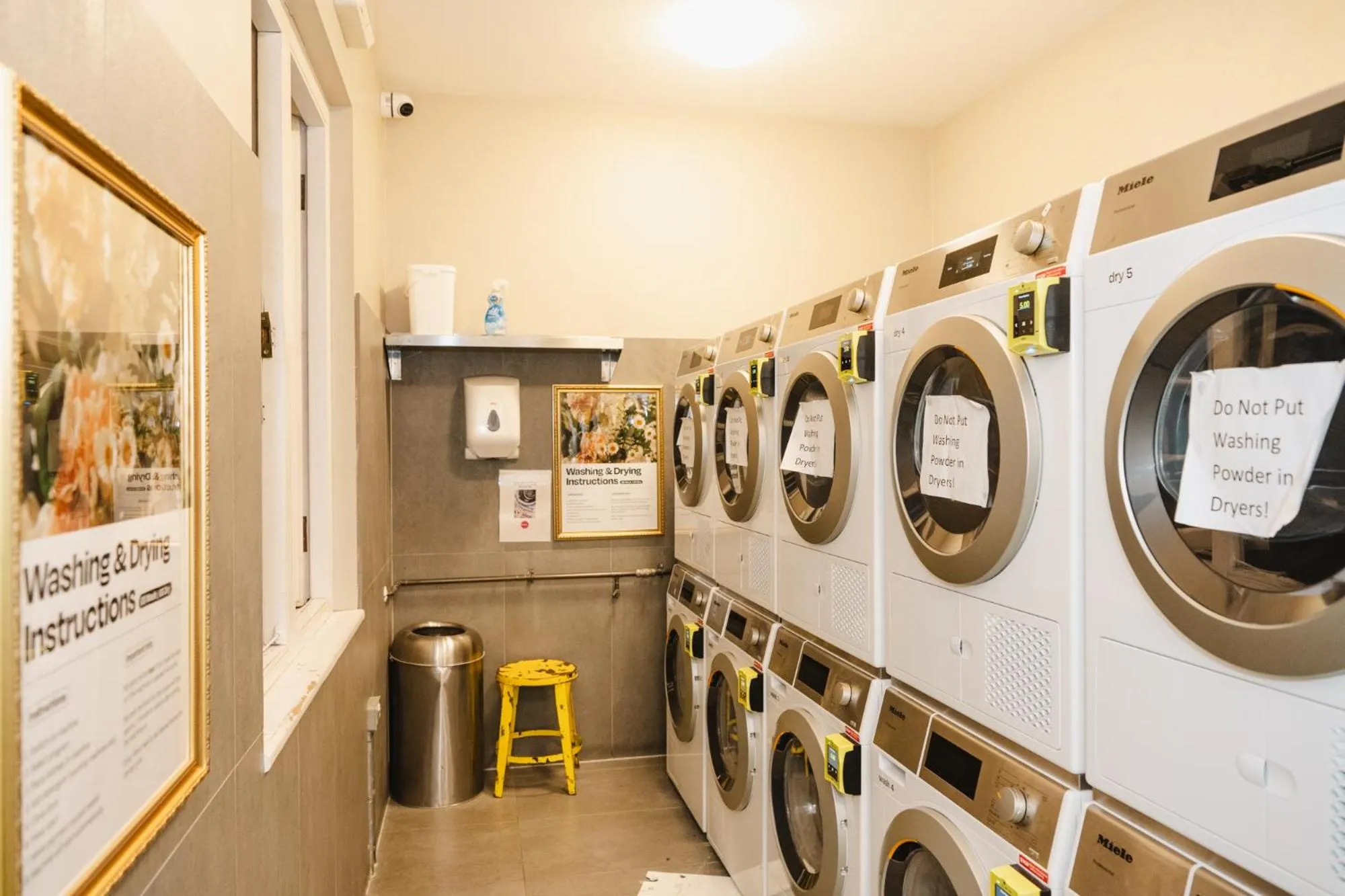 laundry in Wombat's City Hostel London