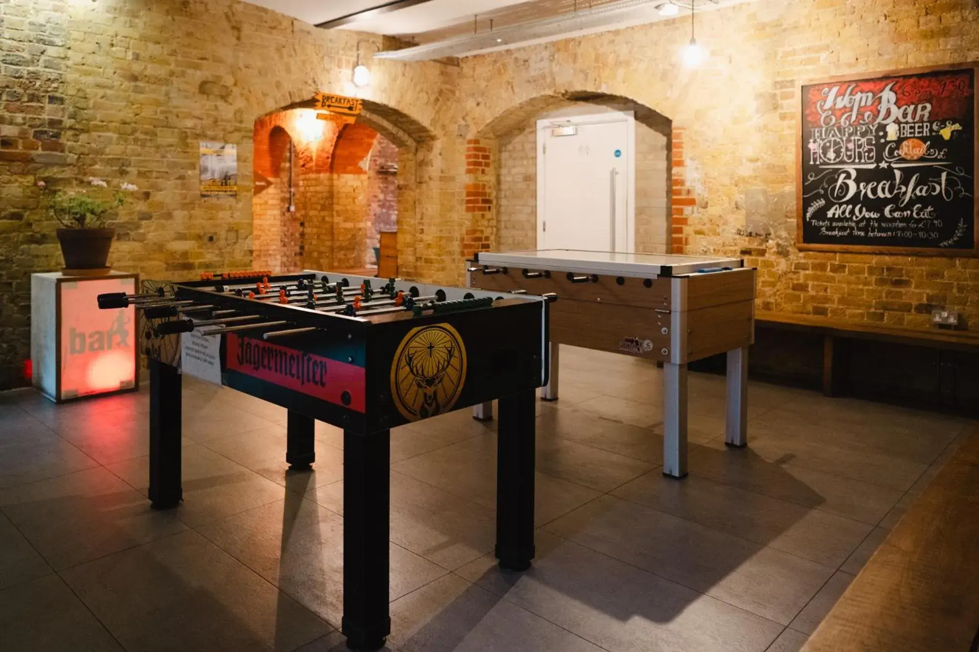 Lounge or bar in Wombat's City Hostel London Lounge or bar in Wombat's City Hostel London