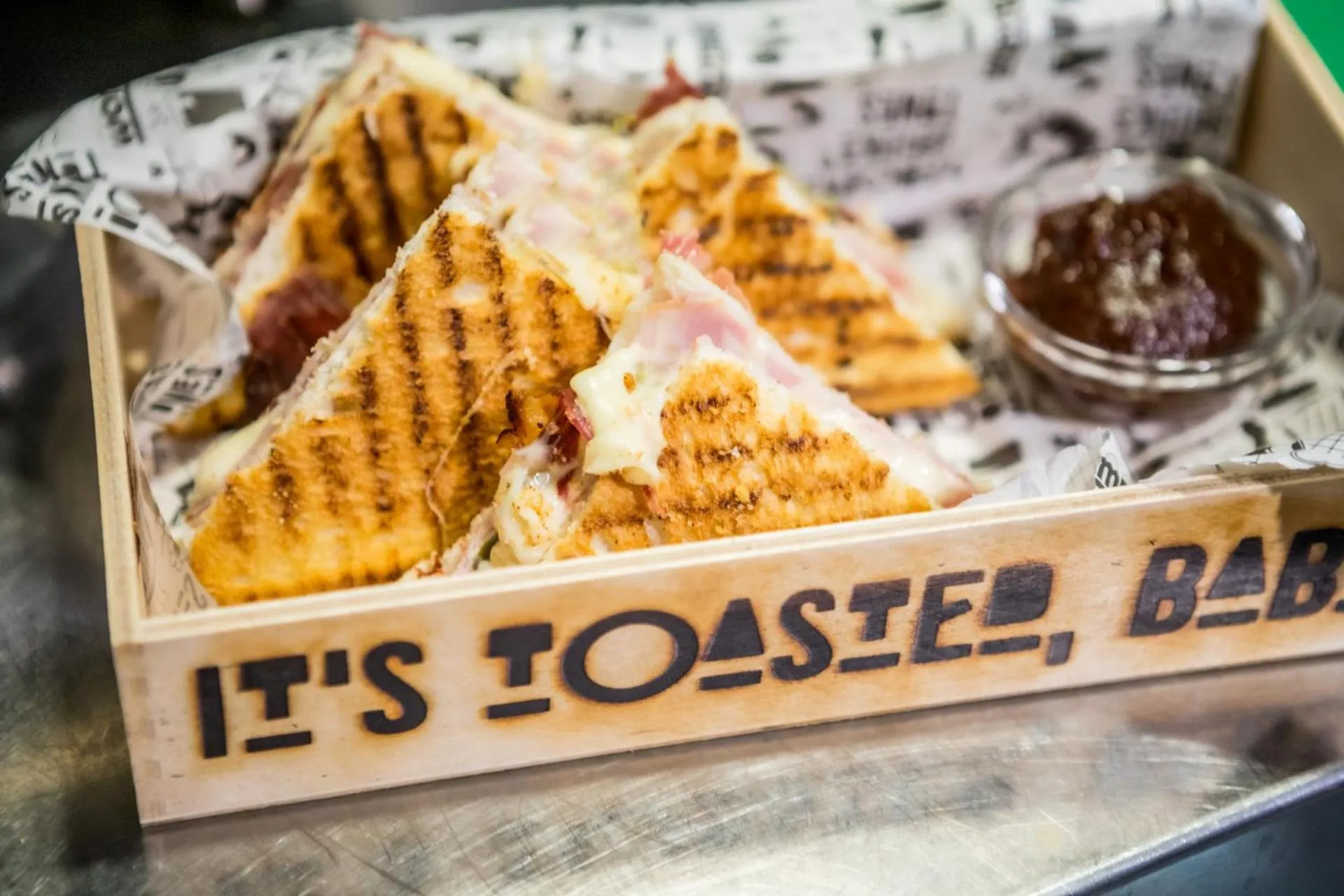 Food in Wombat's City Hostel London