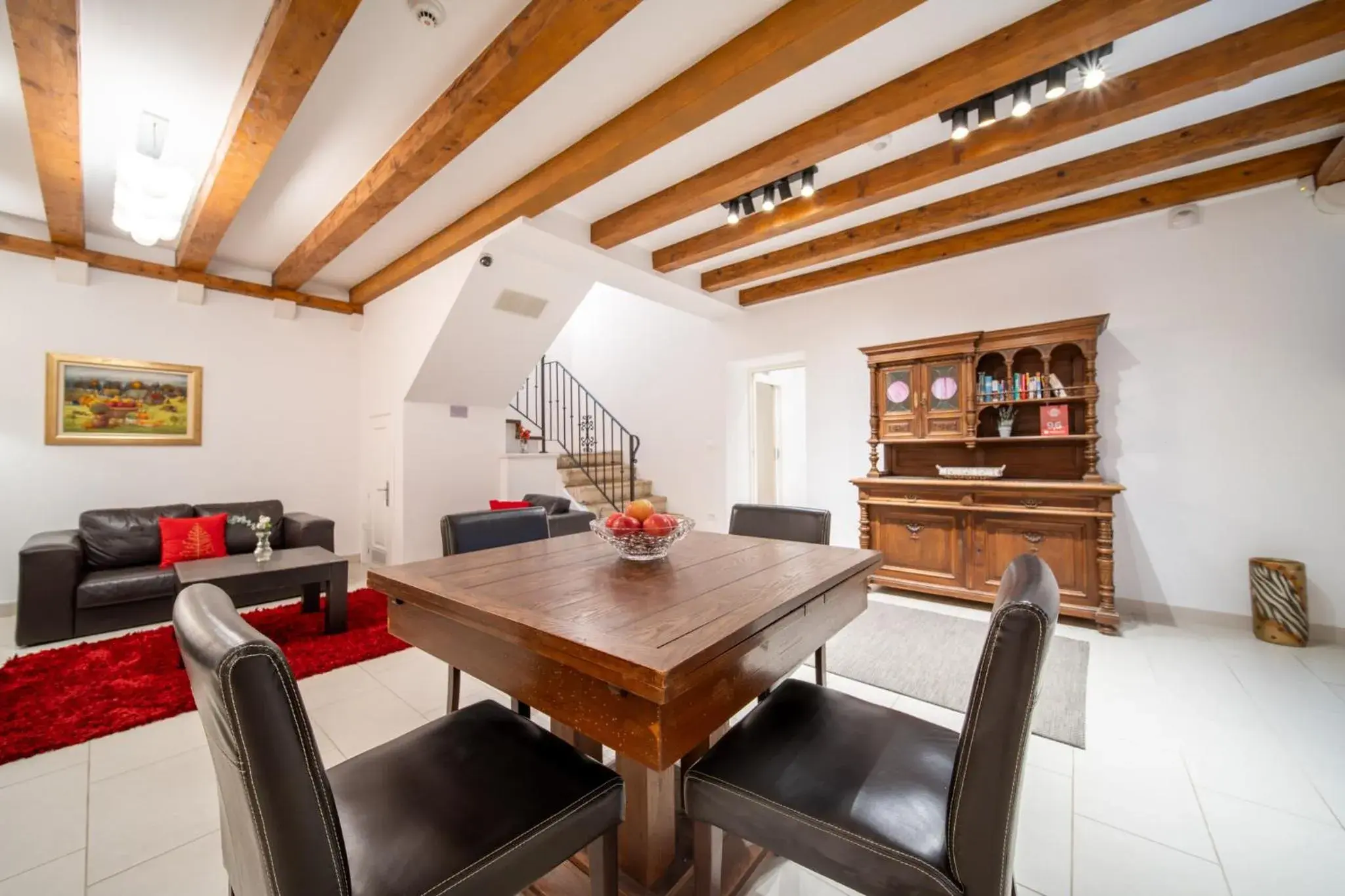 Property building in Celenga Apartments with free offsite parking Property building in Celenga Apartments with free offsite parking