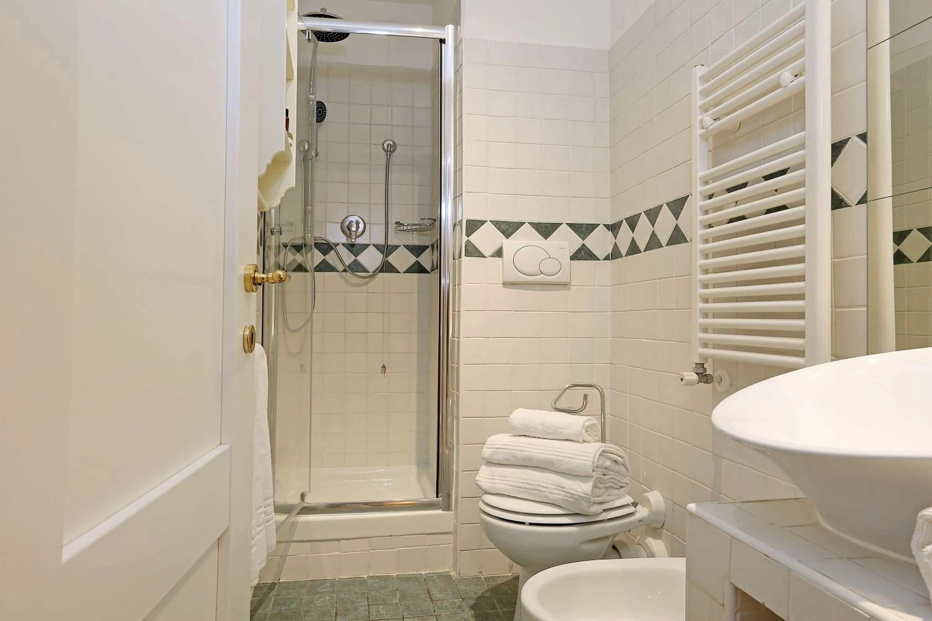 Shower in Liberty Rome Suites - Liberty Collection