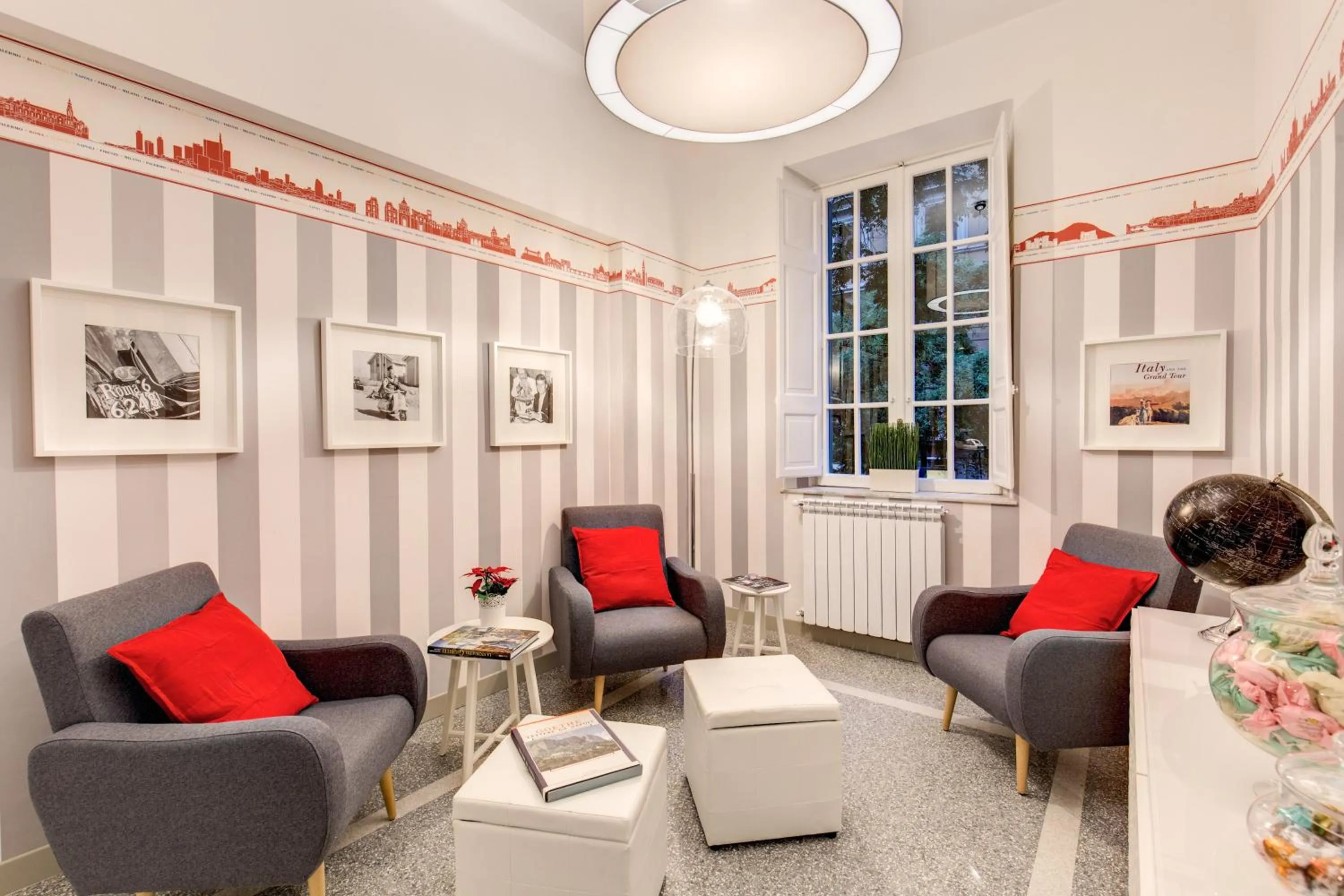 Living room in Liberty Rome Suites - Liberty Collection