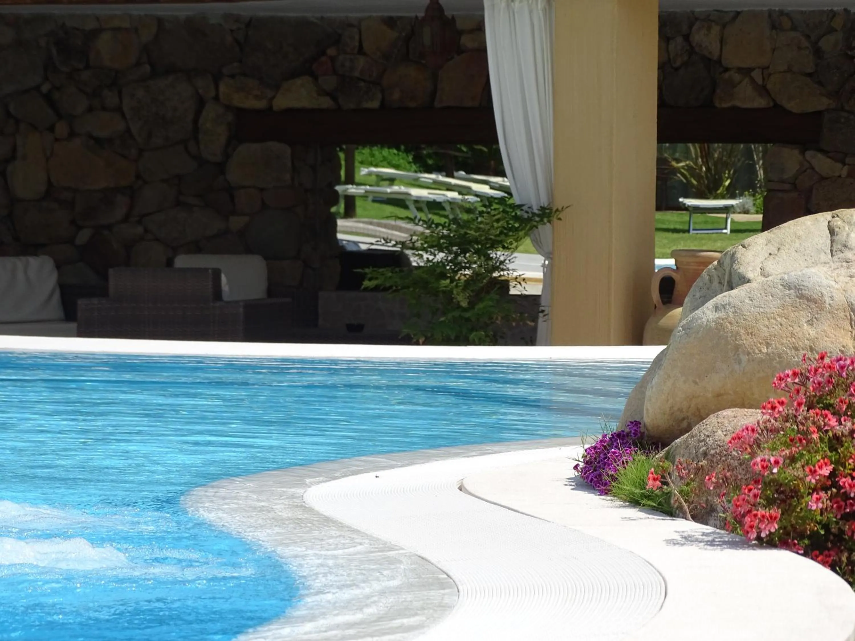 Day in Hotel Mariposas