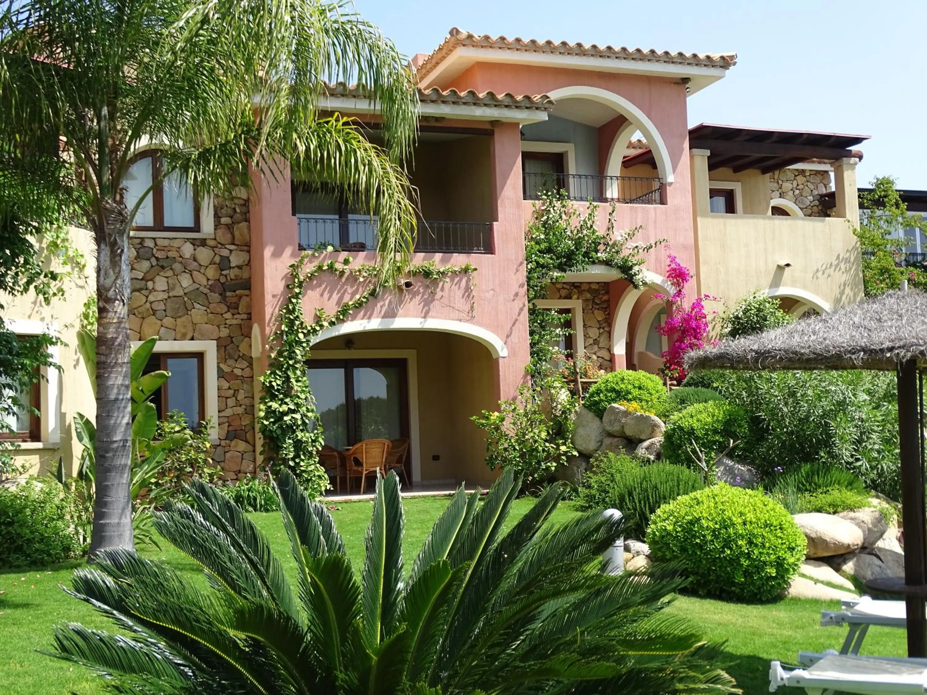 Patio in Hotel Mariposas