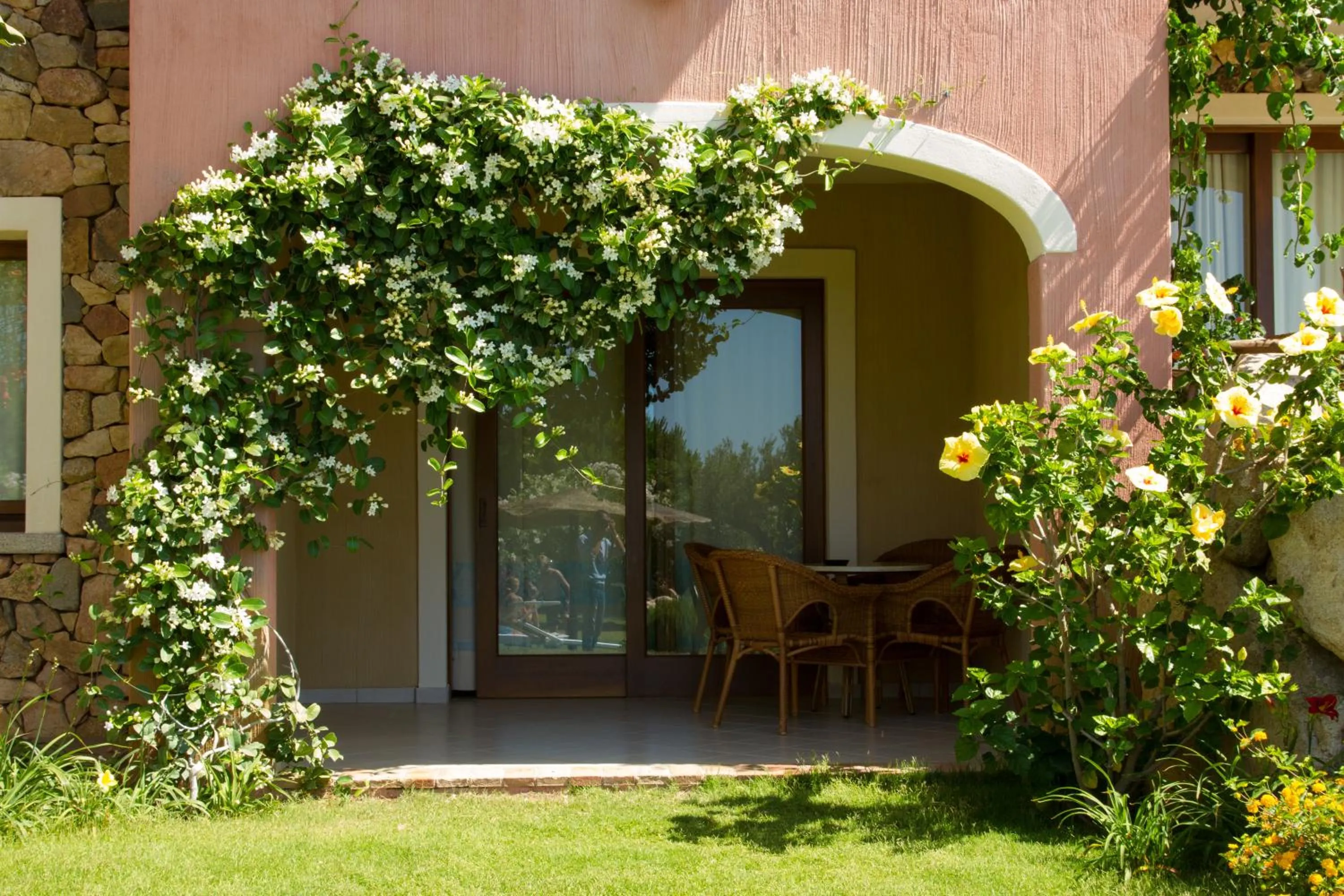 Patio in Hotel Mariposas