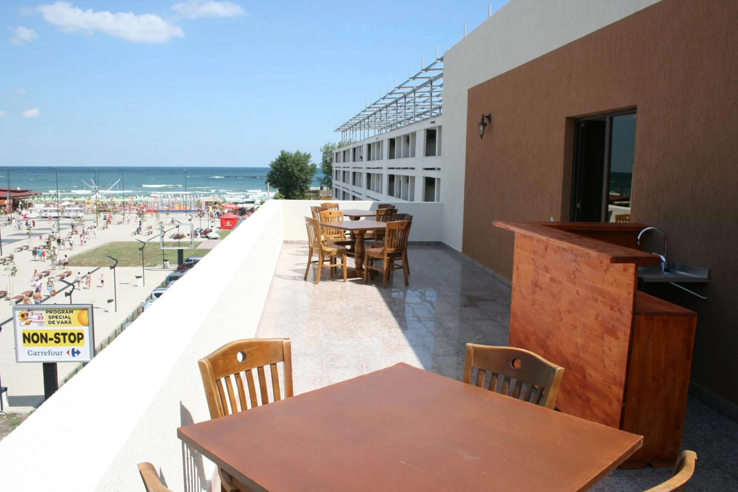 Facade/entrance in Hotel Mihaela