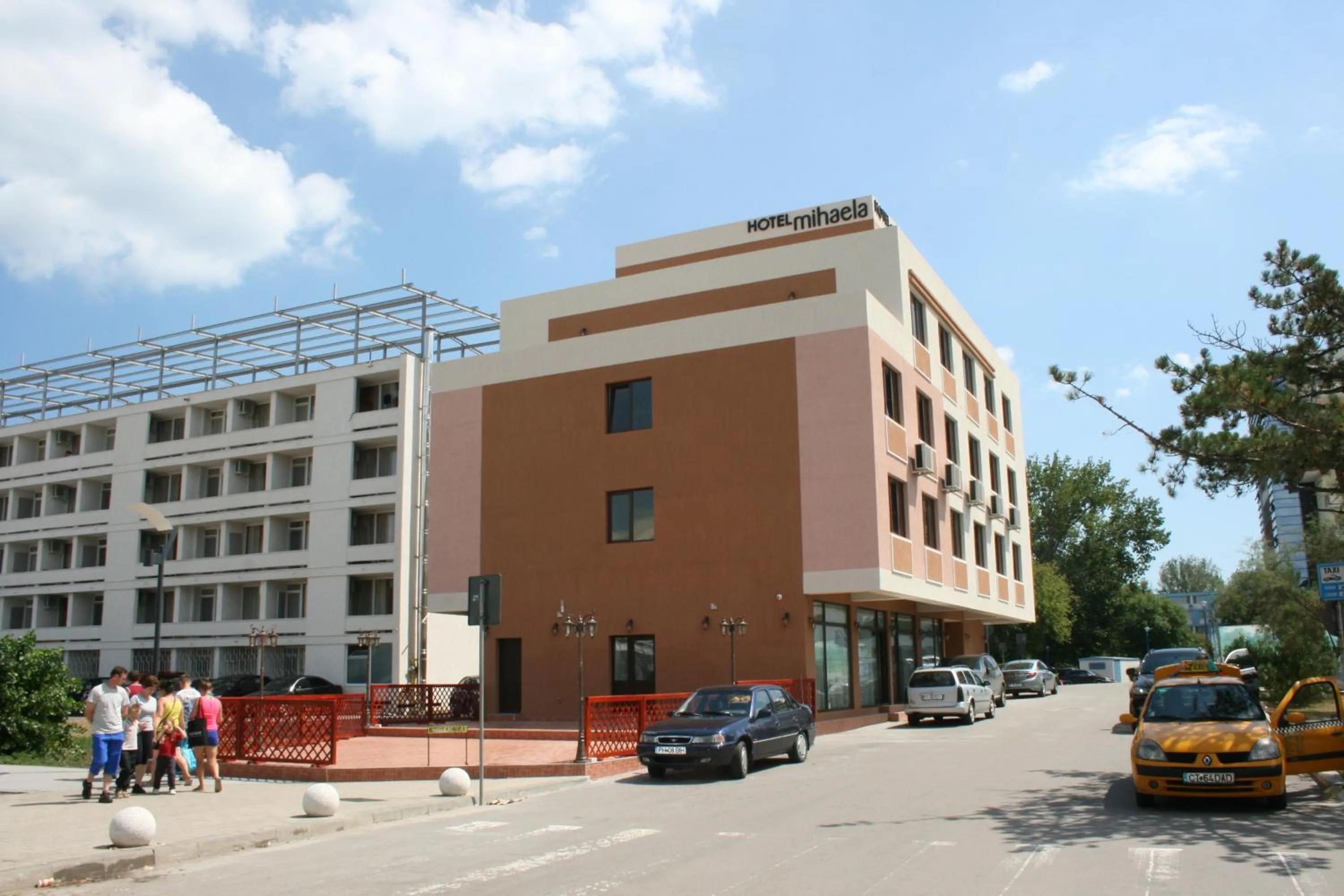 Facade/entrance in Hotel Mihaela