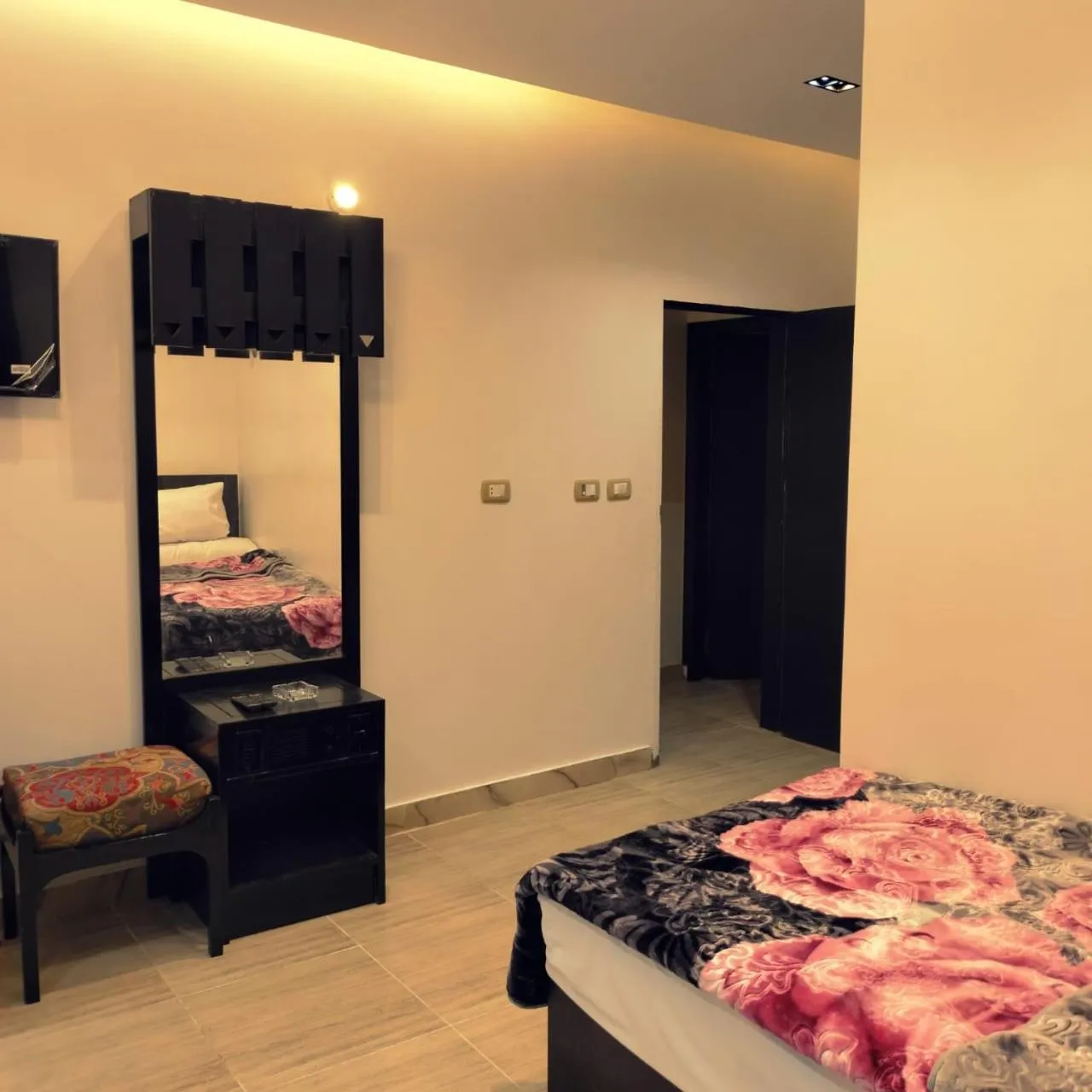 Summer Land Hotel