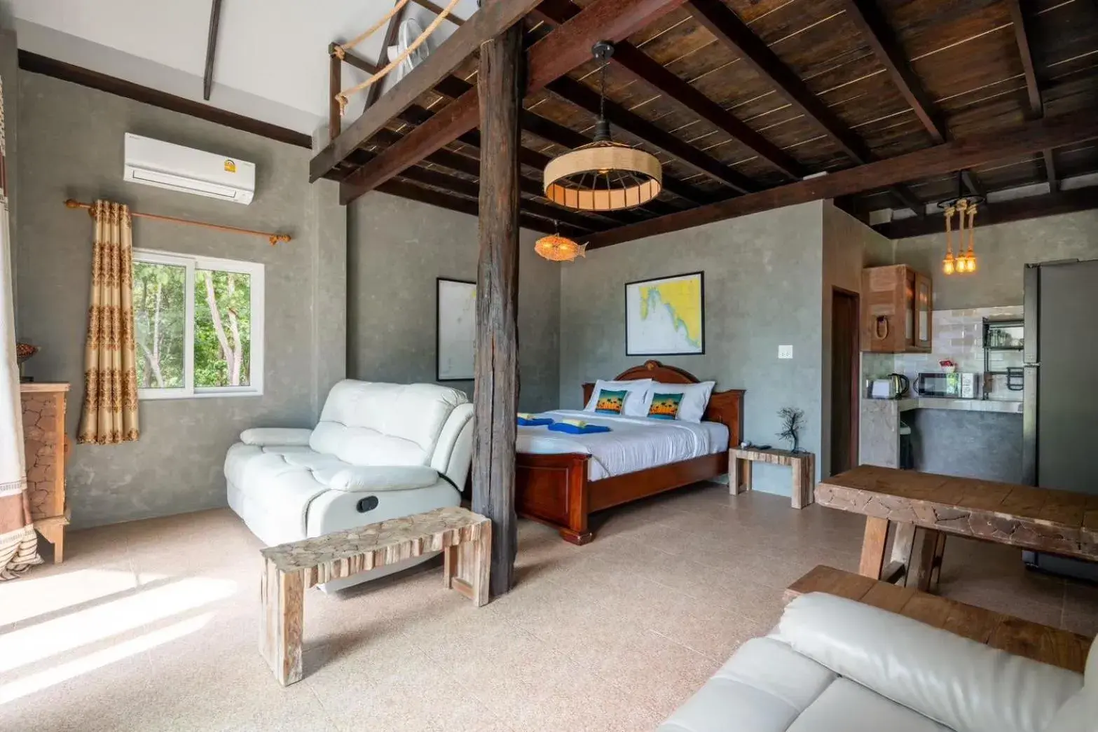 Living room, Bed in Koh Pu Sea View Beach Resort Living room, Bed in Koh Pu Sea View Beach Resort