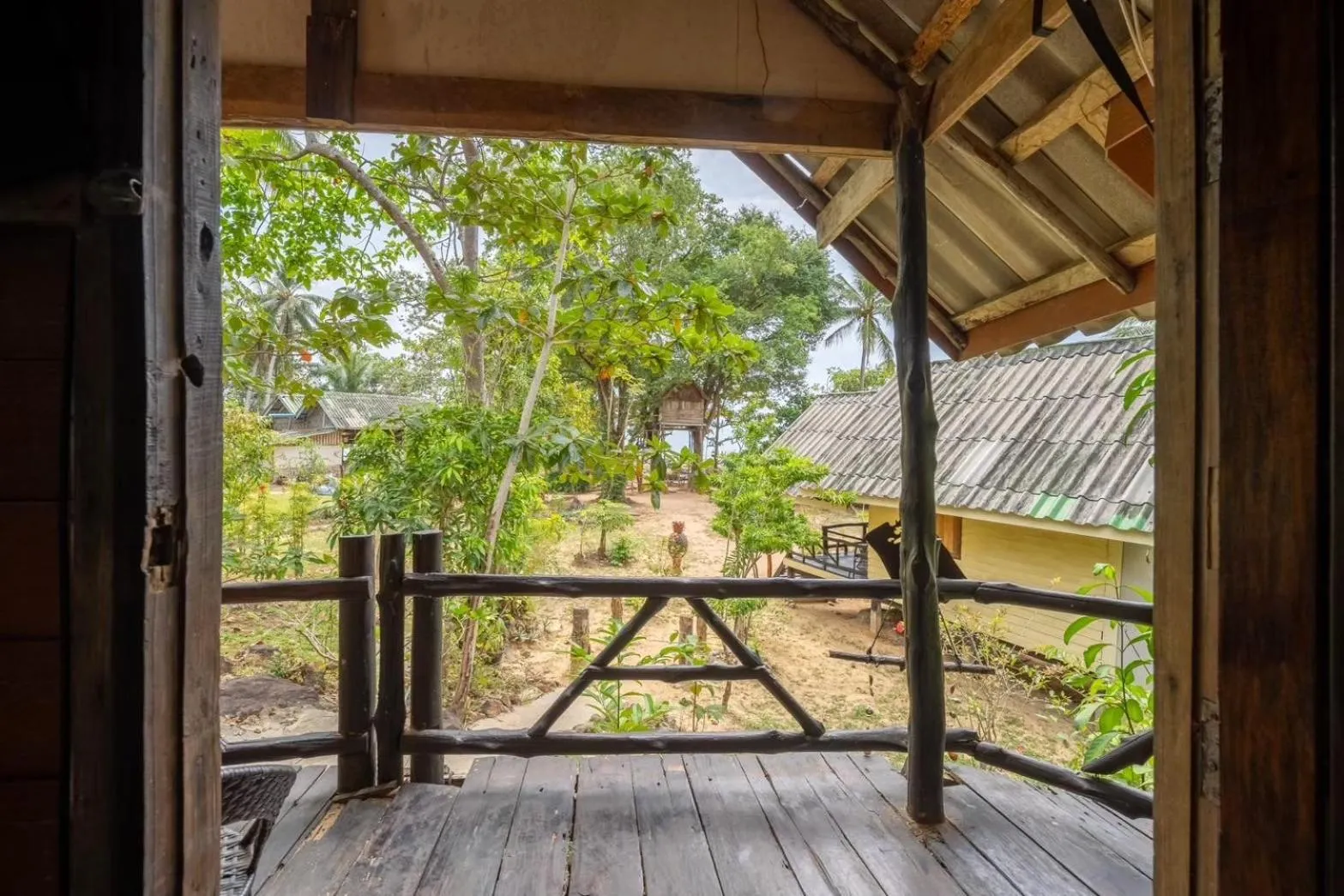 Balcony/Terrace in Koh Pu Sea View Beach Resort