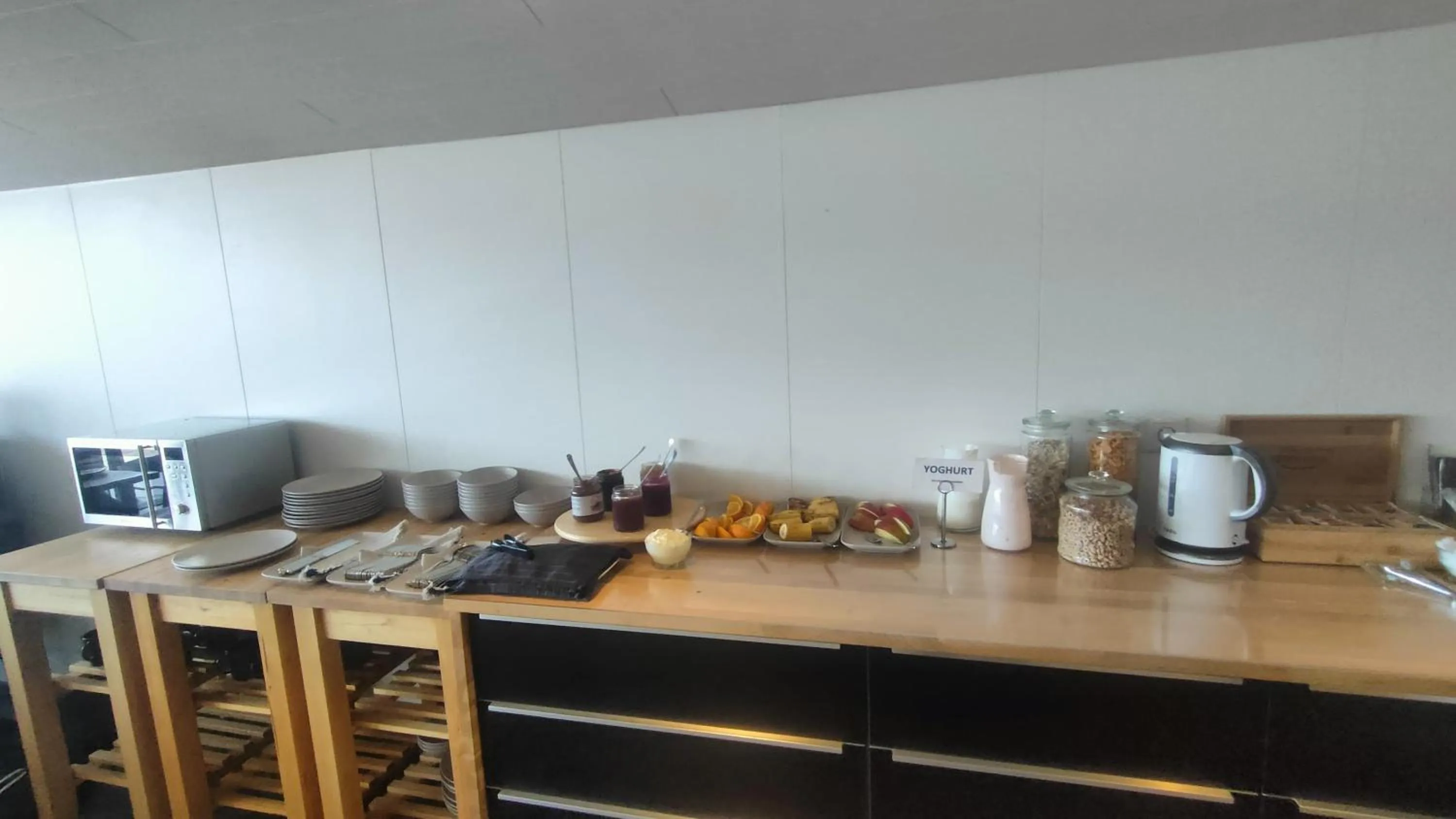 Breakfast in Glacier World - Hoffell Guesthouse