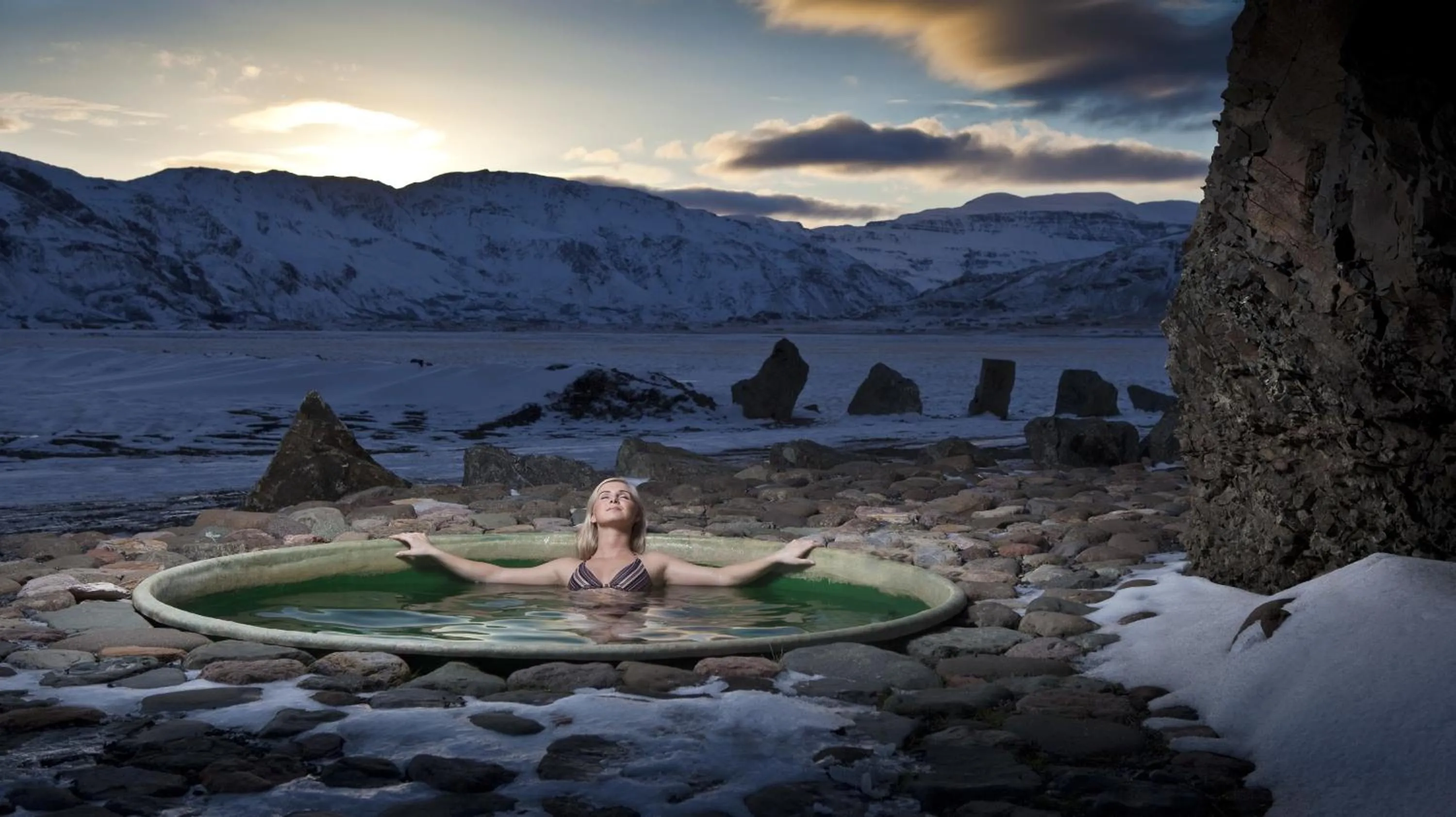 Hot Spring Bath in Glacier World - Hoffell Guesthouse