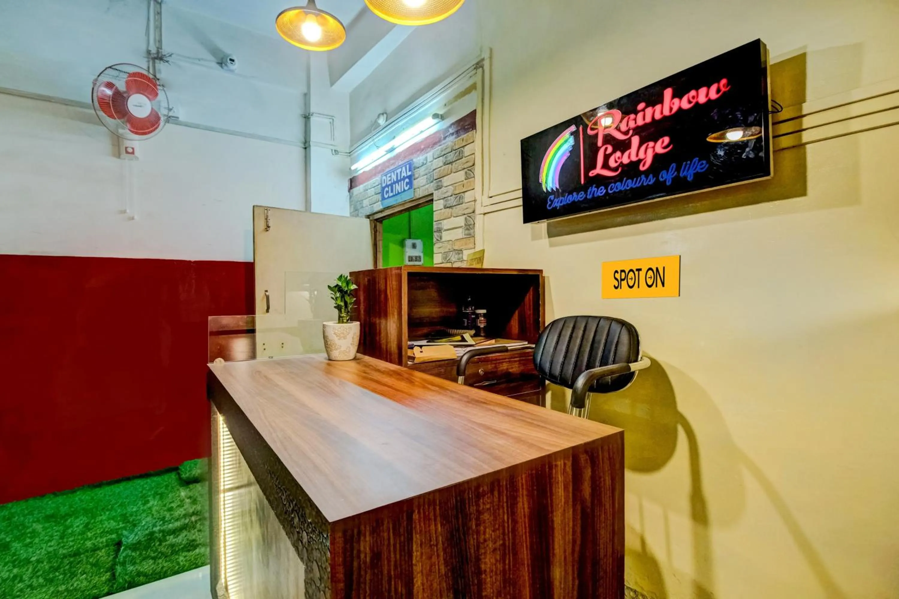 Lobby or reception in SPOT ON Rainbow Lodge