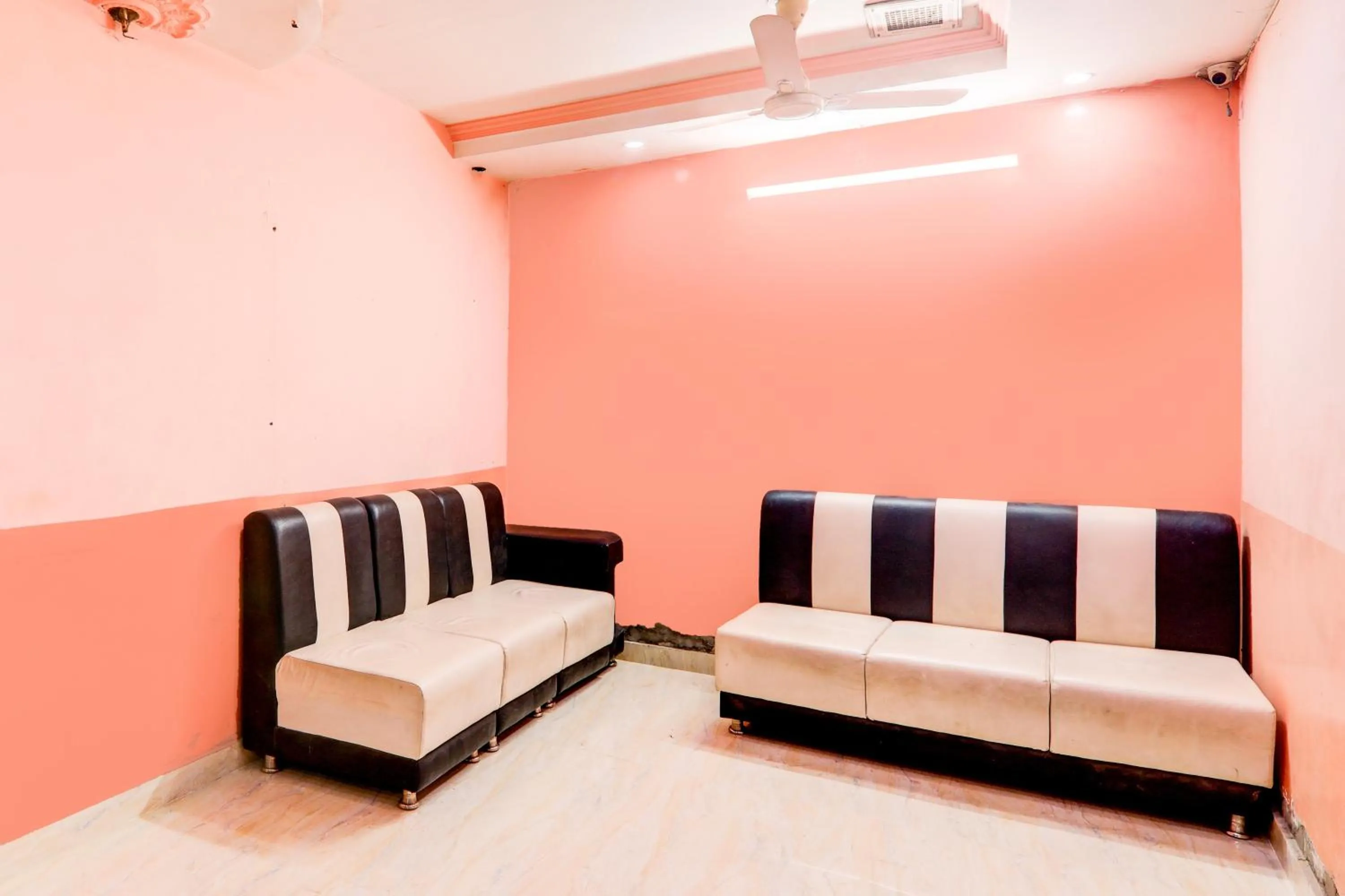 Lobby or reception in Hotel O Star Inn Hotel