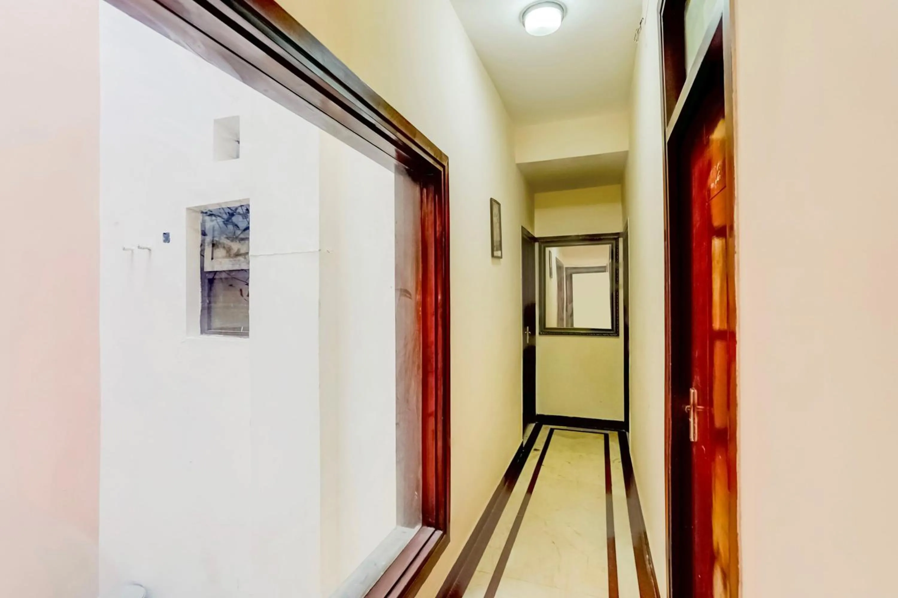 Hotel O Le Regent
