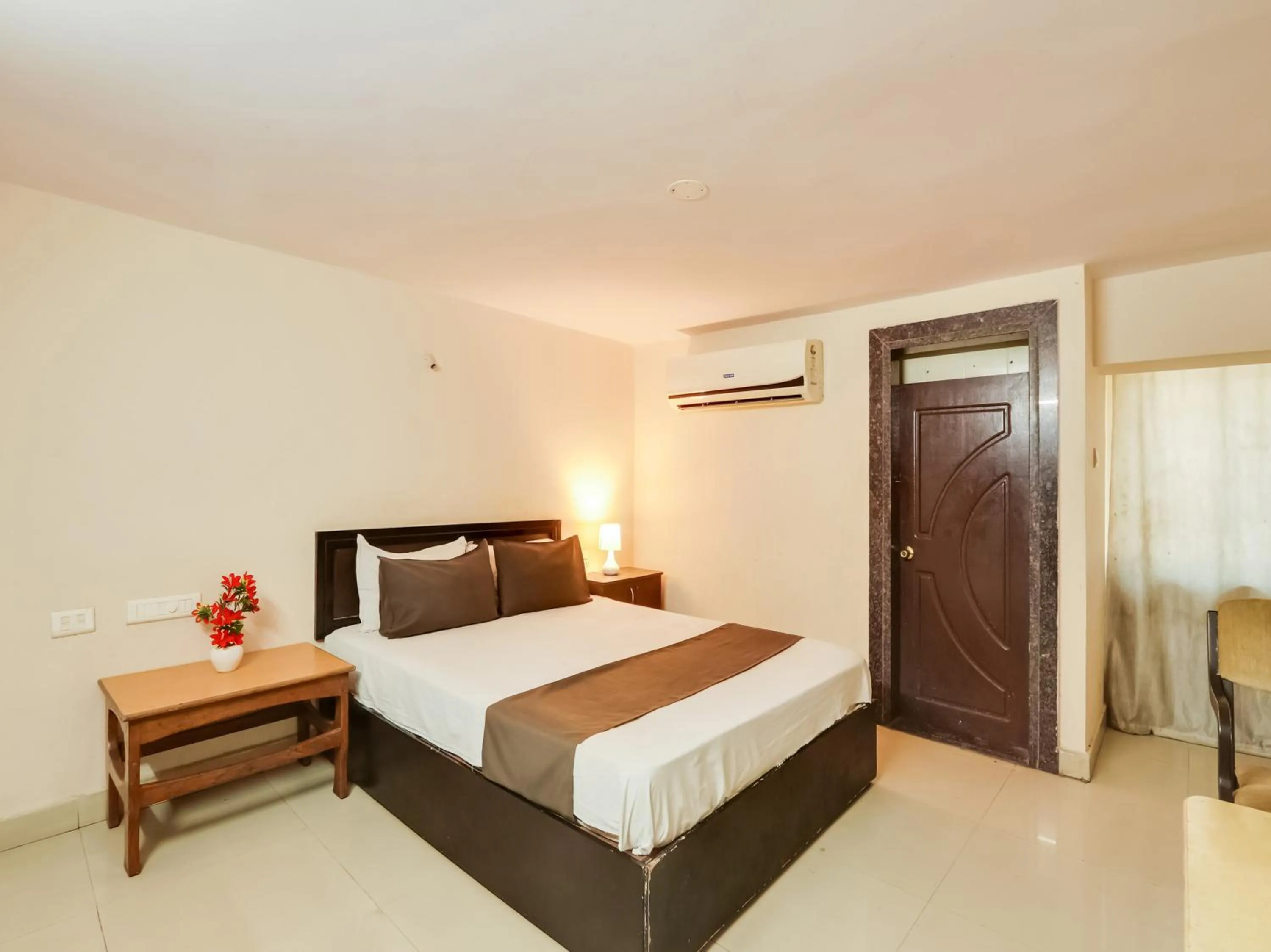 Bedroom in Hotel O Srinivasa Grand