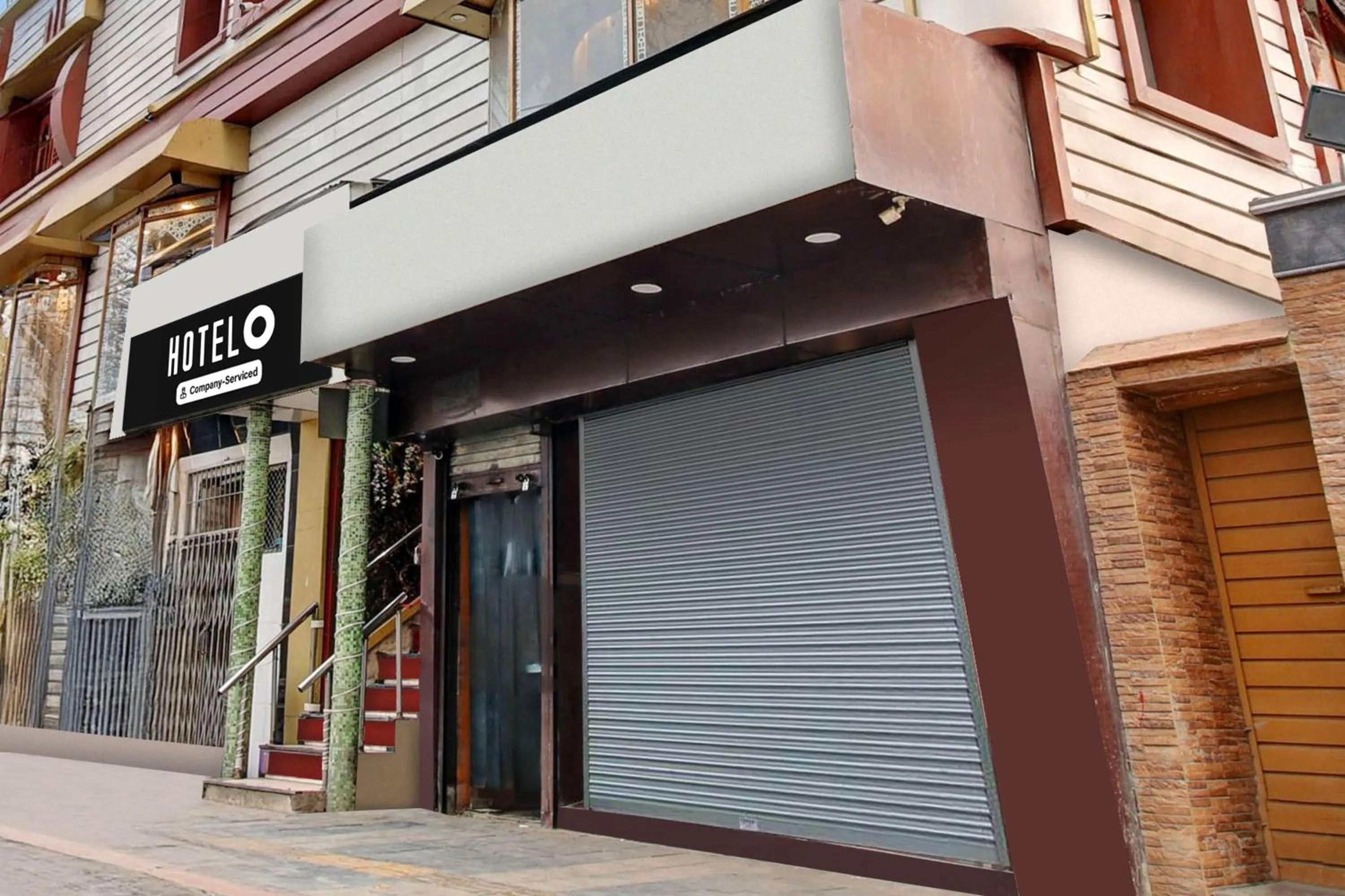 Facade/entrance in Hotel O Residency Road Srinagar
