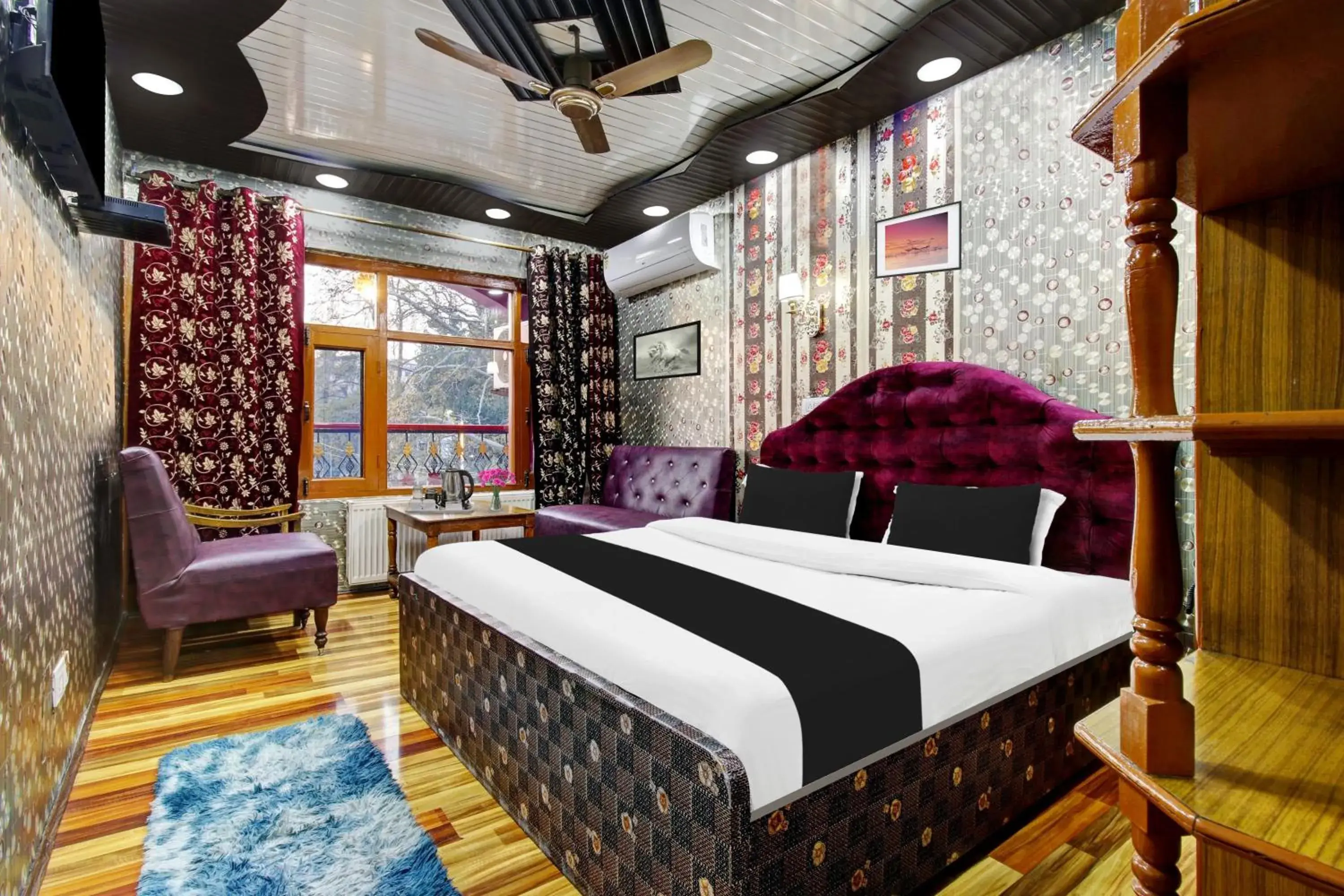 Bedroom, Bed in Hotel O Residency Road Srinagar Bedroom, Bed in Hotel O Residency Road Srinagar