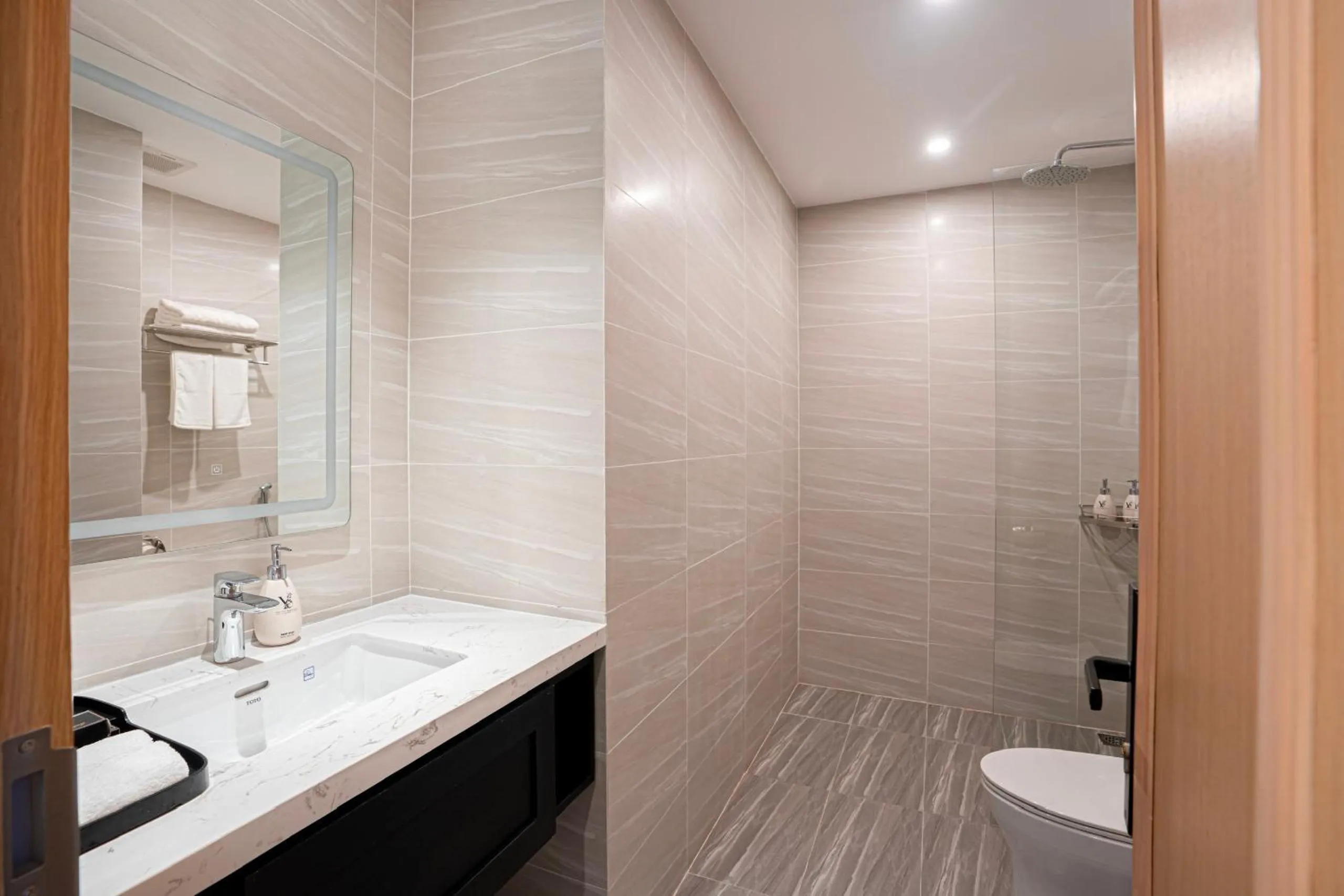 Shower in The Yen Residences Danang