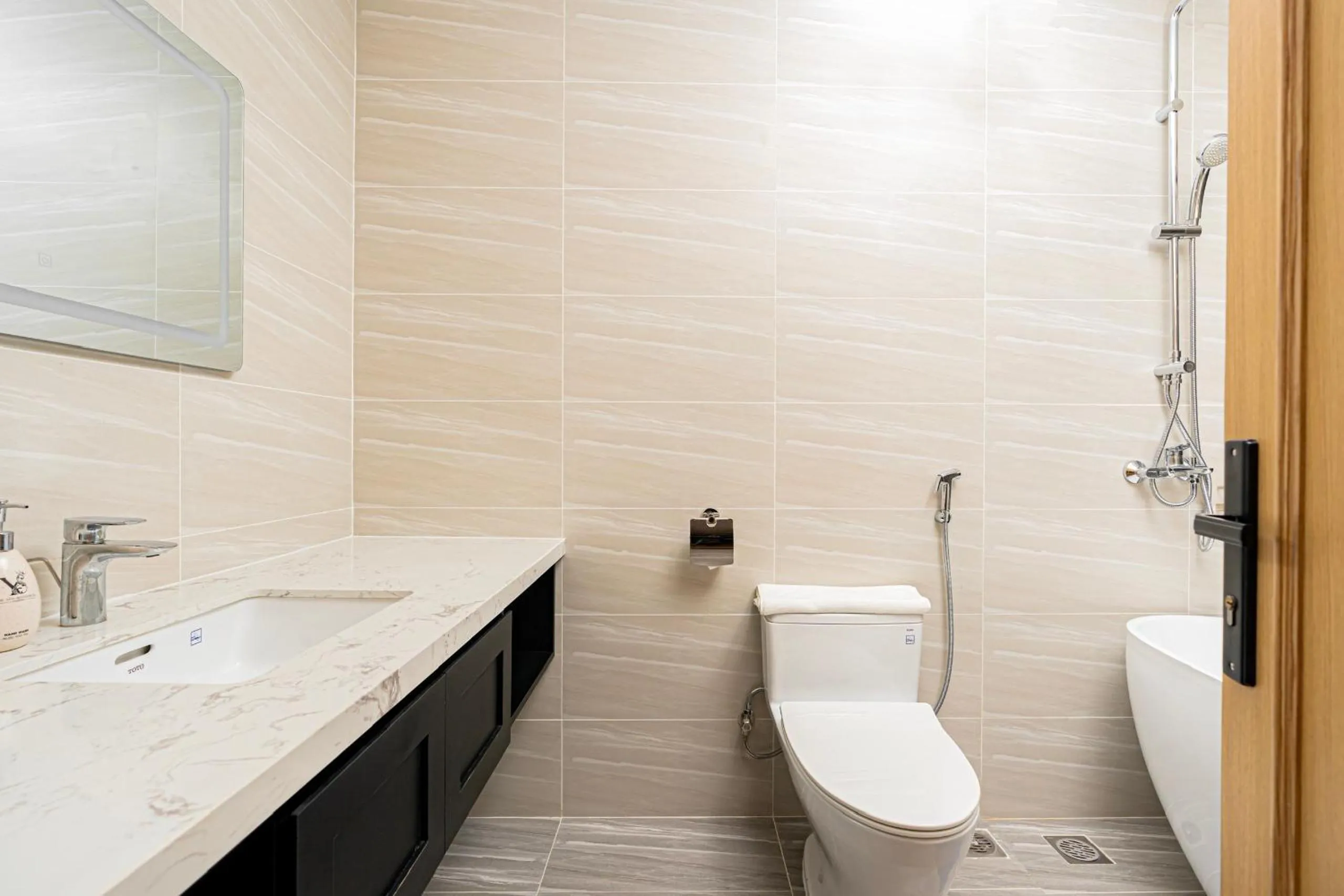 Toilet in The Yen Residences Danang