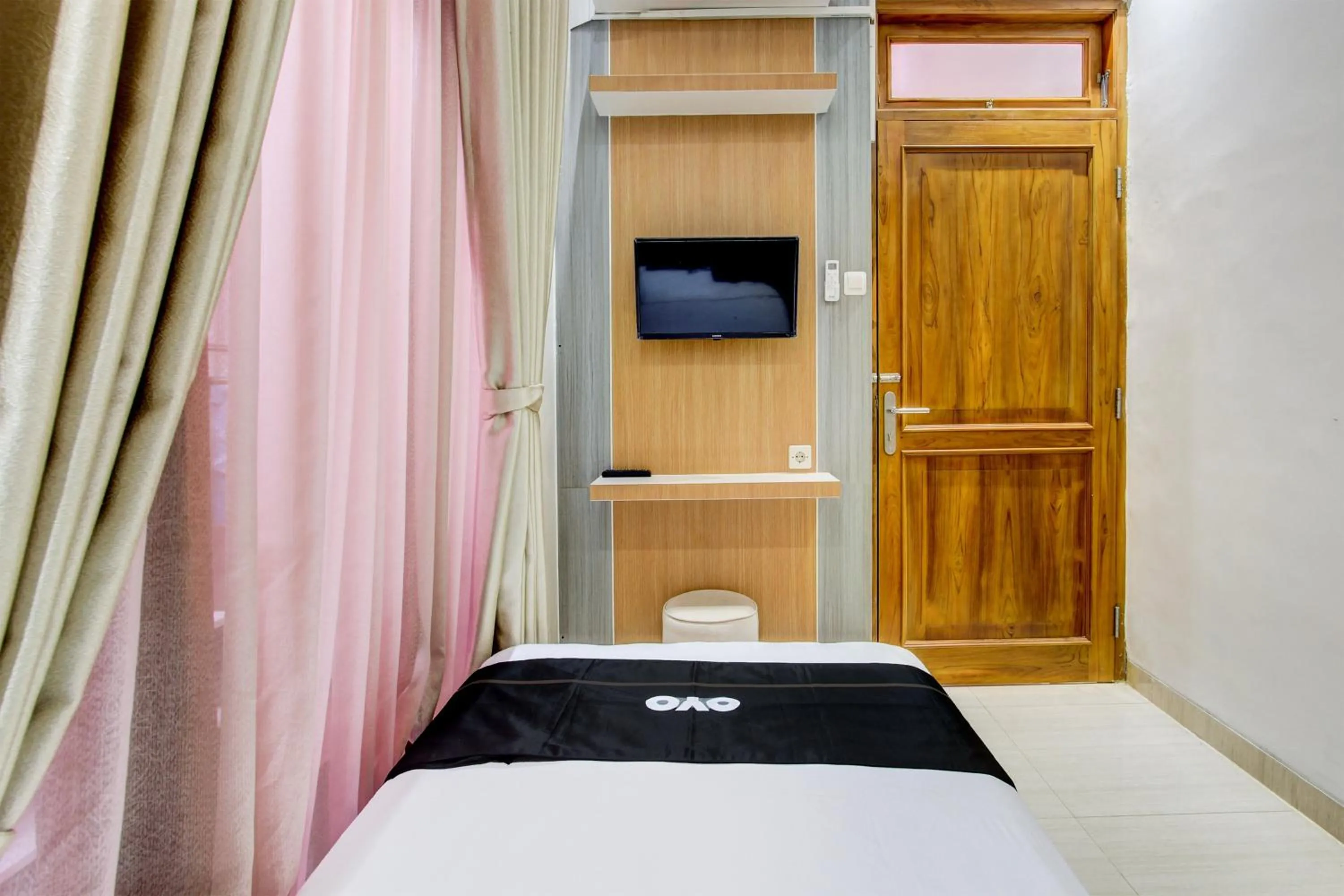 Bedroom in Capital O 93718 Homestay 3 Bidadari