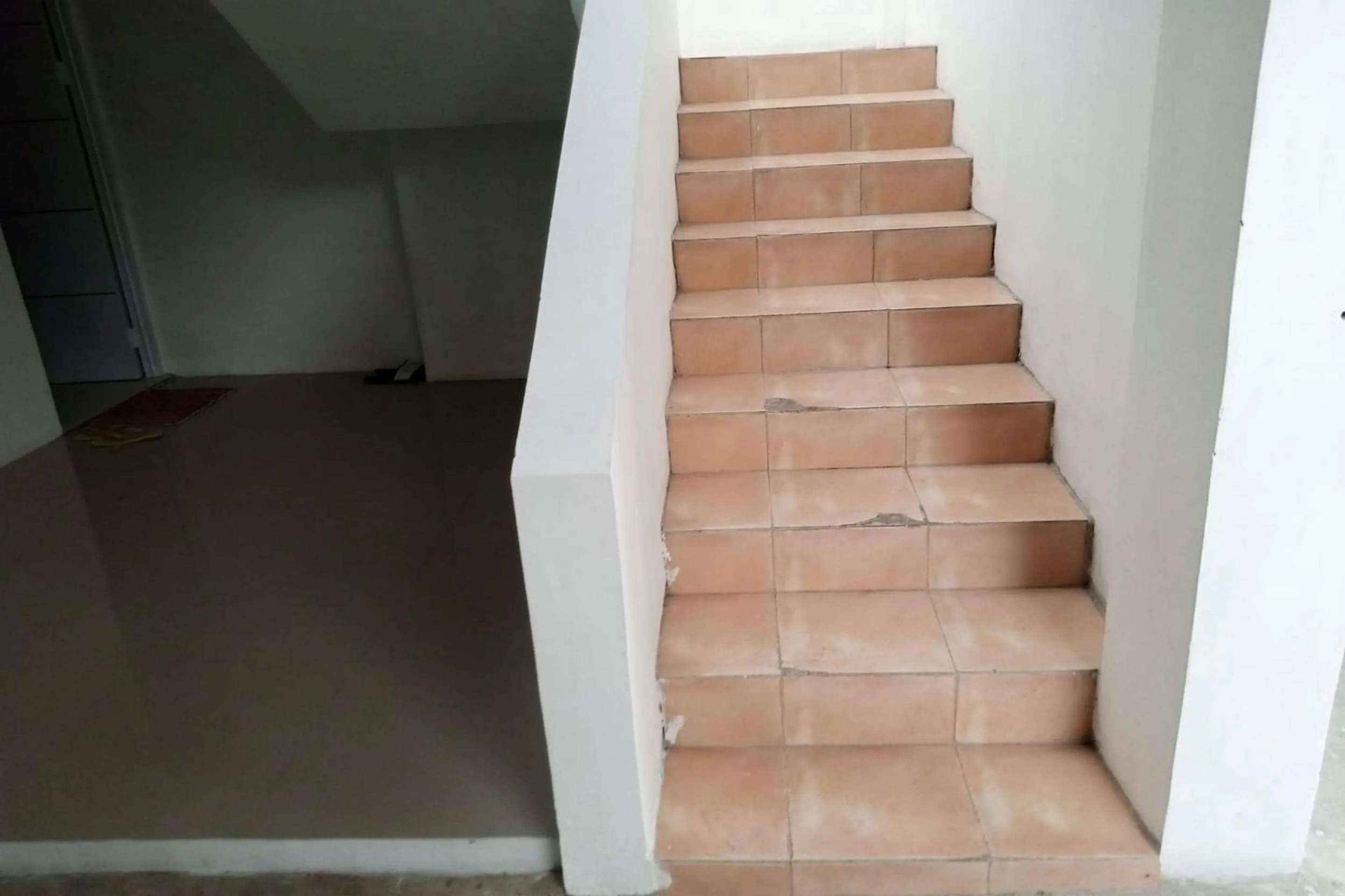 Lobby or reception in Capital O 93728 Guest House Cemara