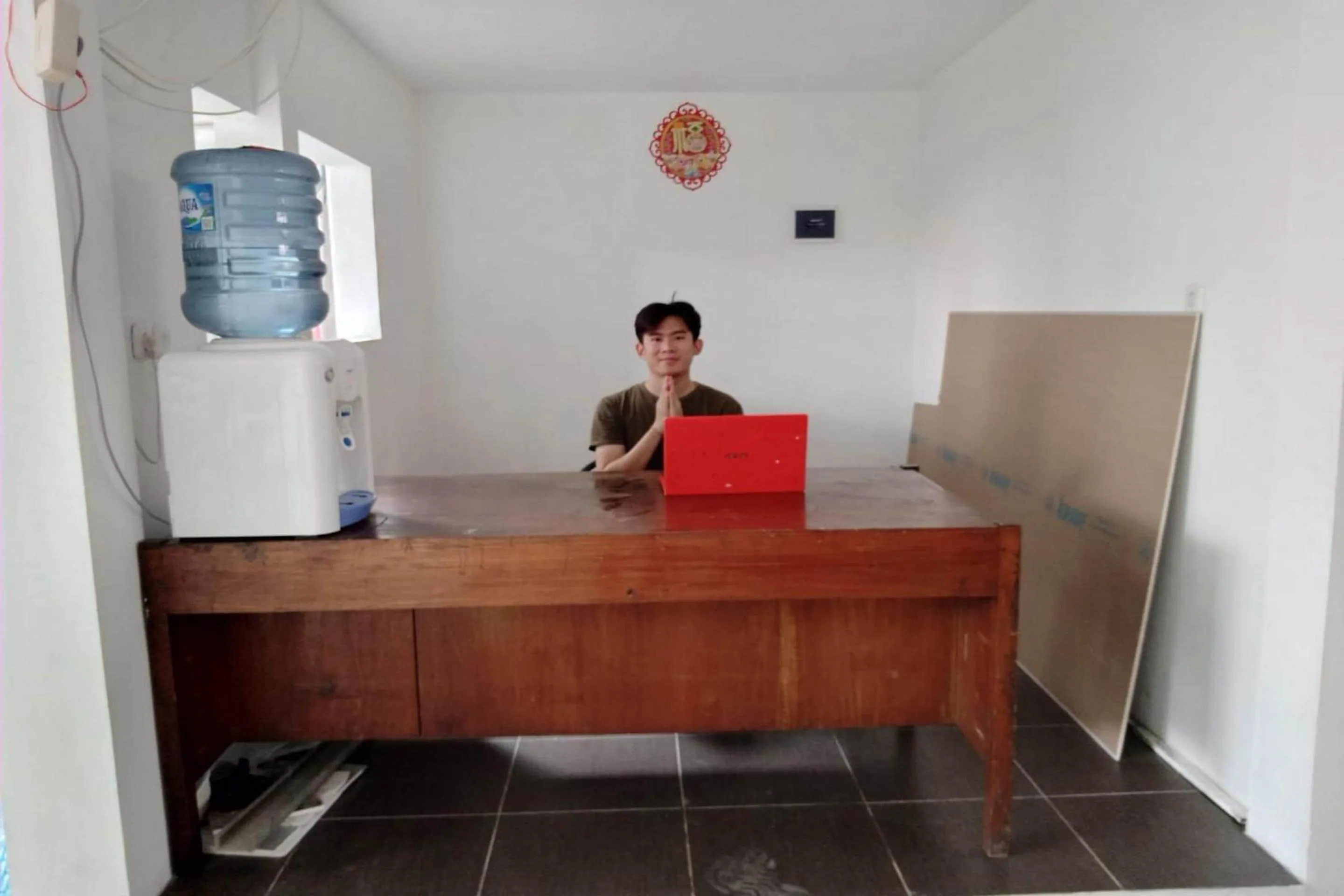 Lobby or reception in Capital O 93728 Guest House Cemara