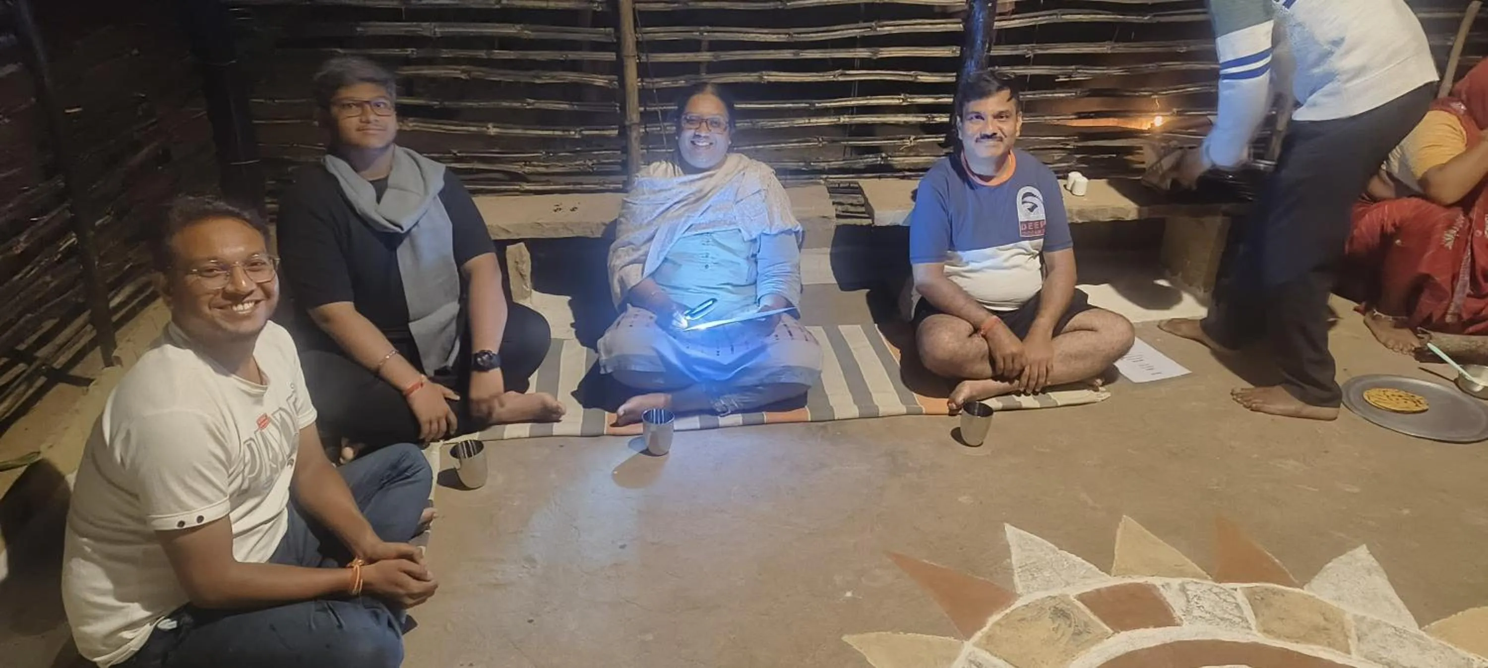 Restaurant/places to eat in Tathastu Bandhavgarh