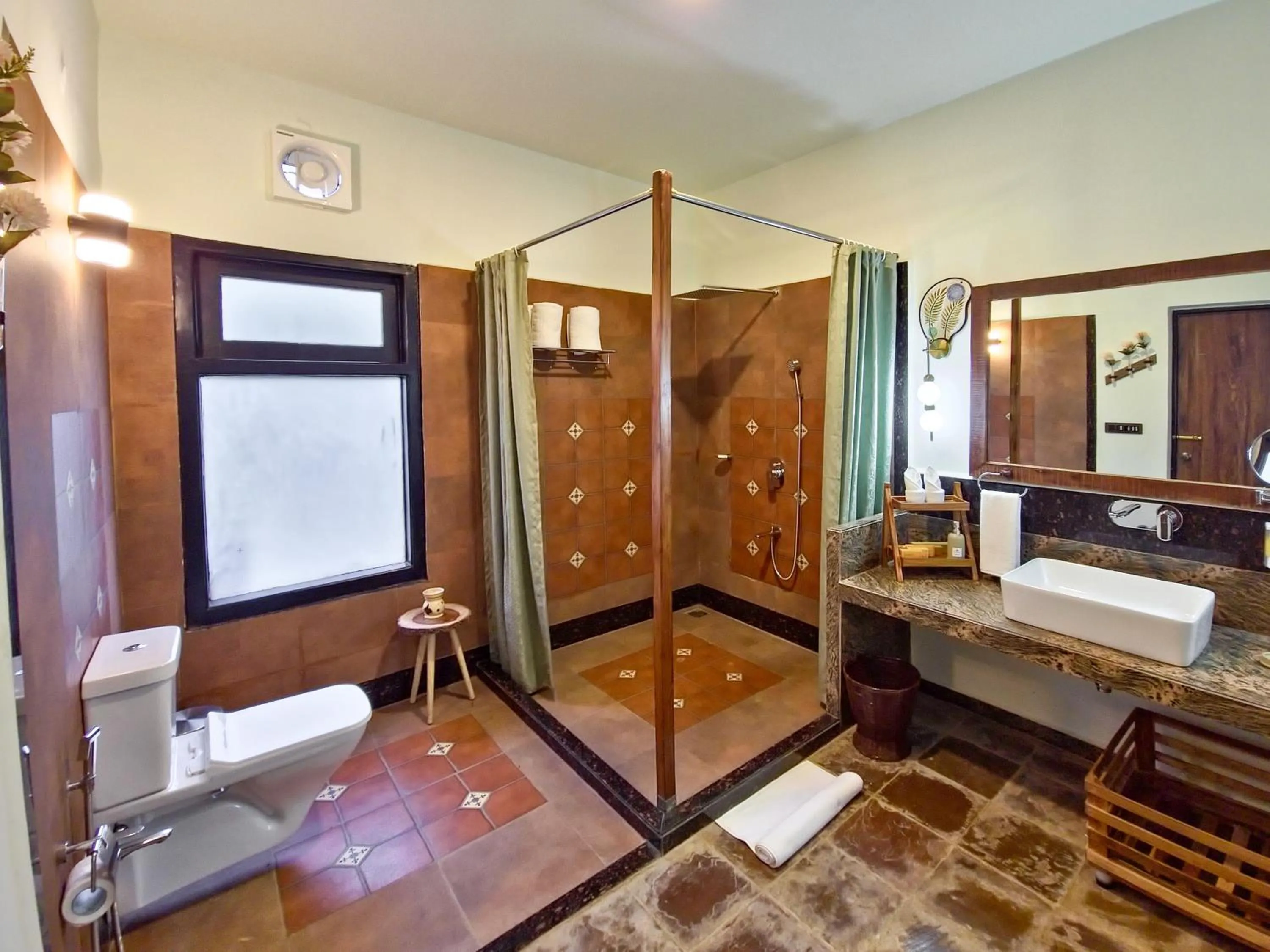 Bathroom in Tathastu Bandhavgarh