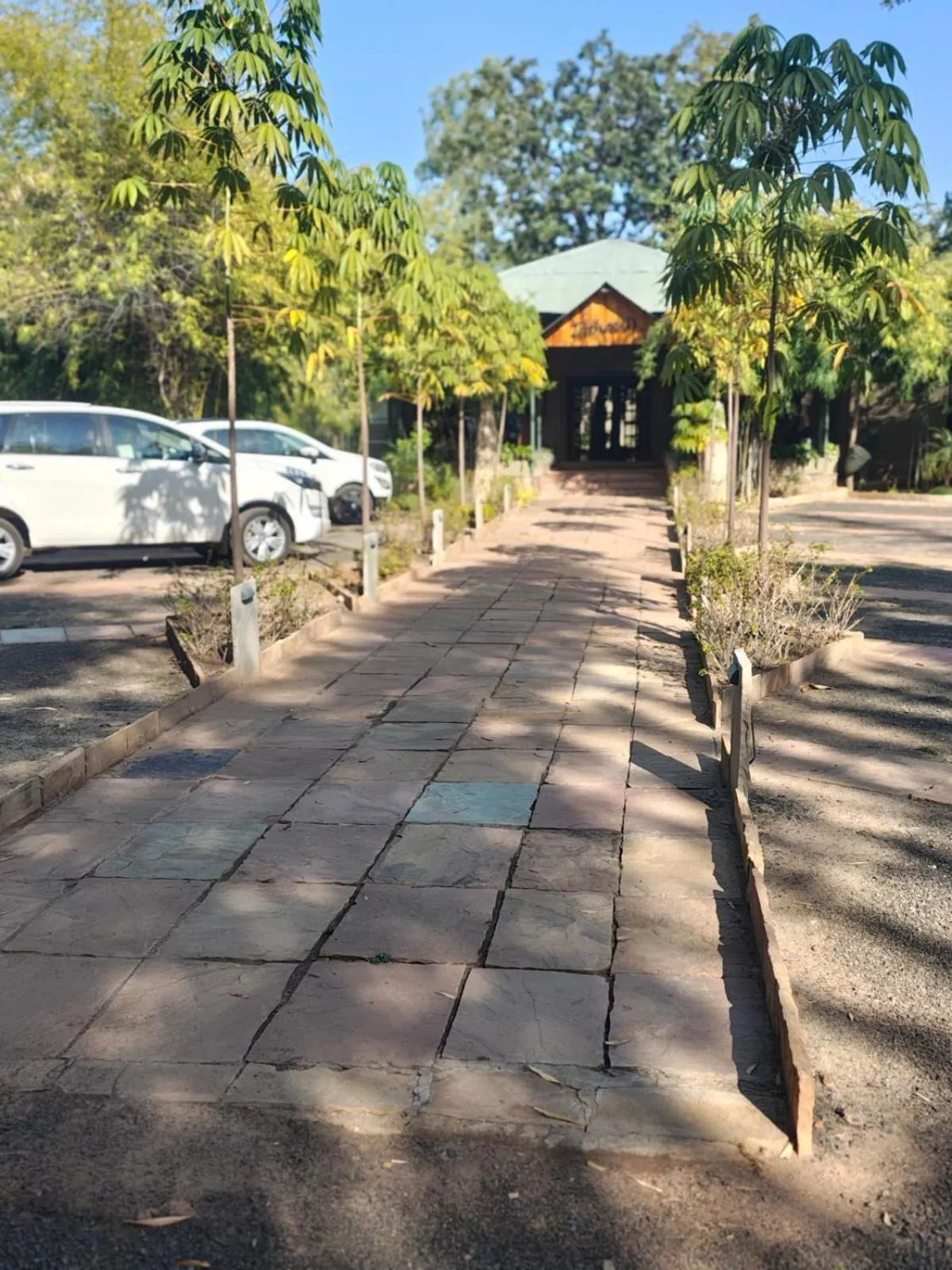 Parking in Tathastu Bandhavgarh