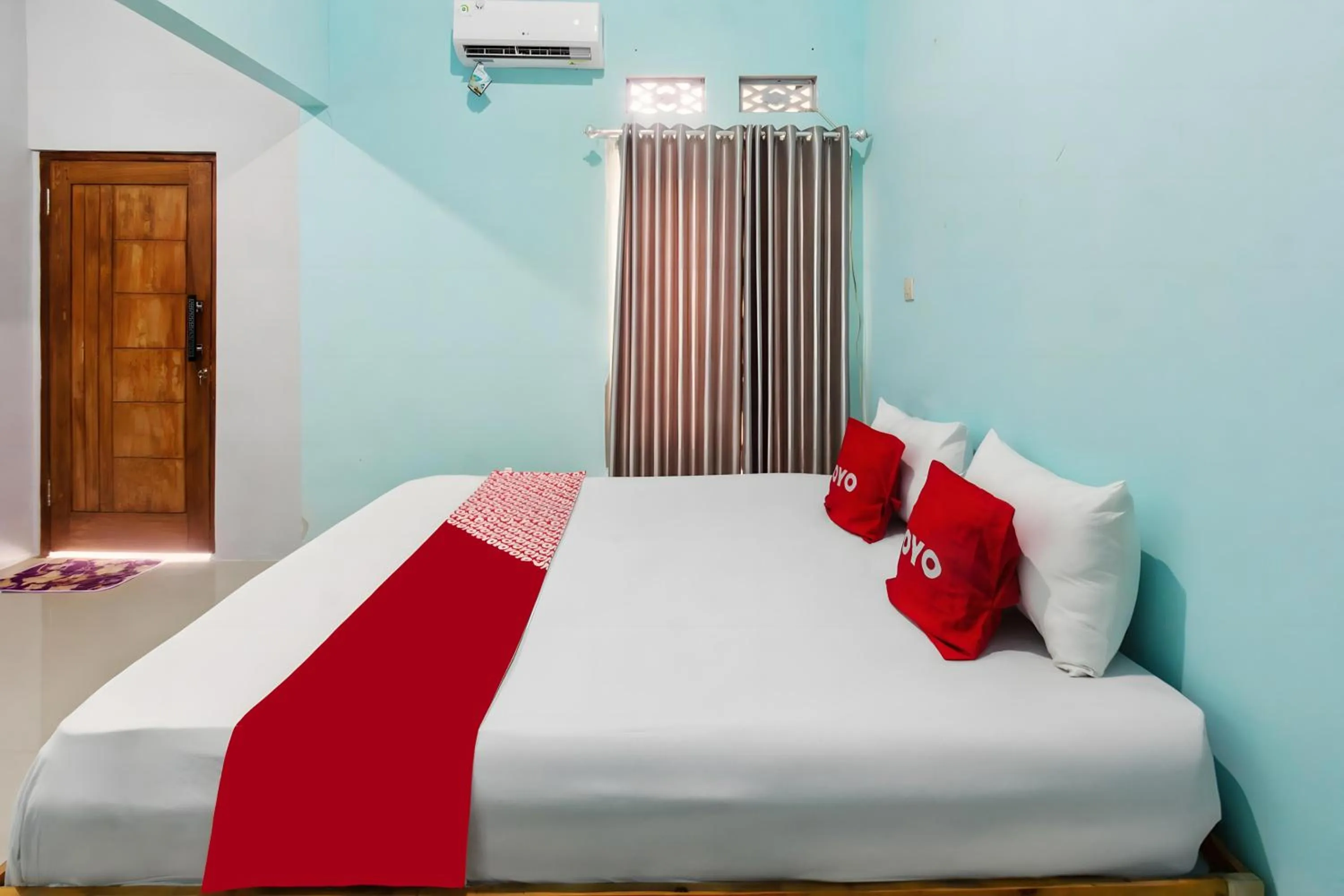 Bedroom, Bed in OYO 93737 Bale Oyan Homestay