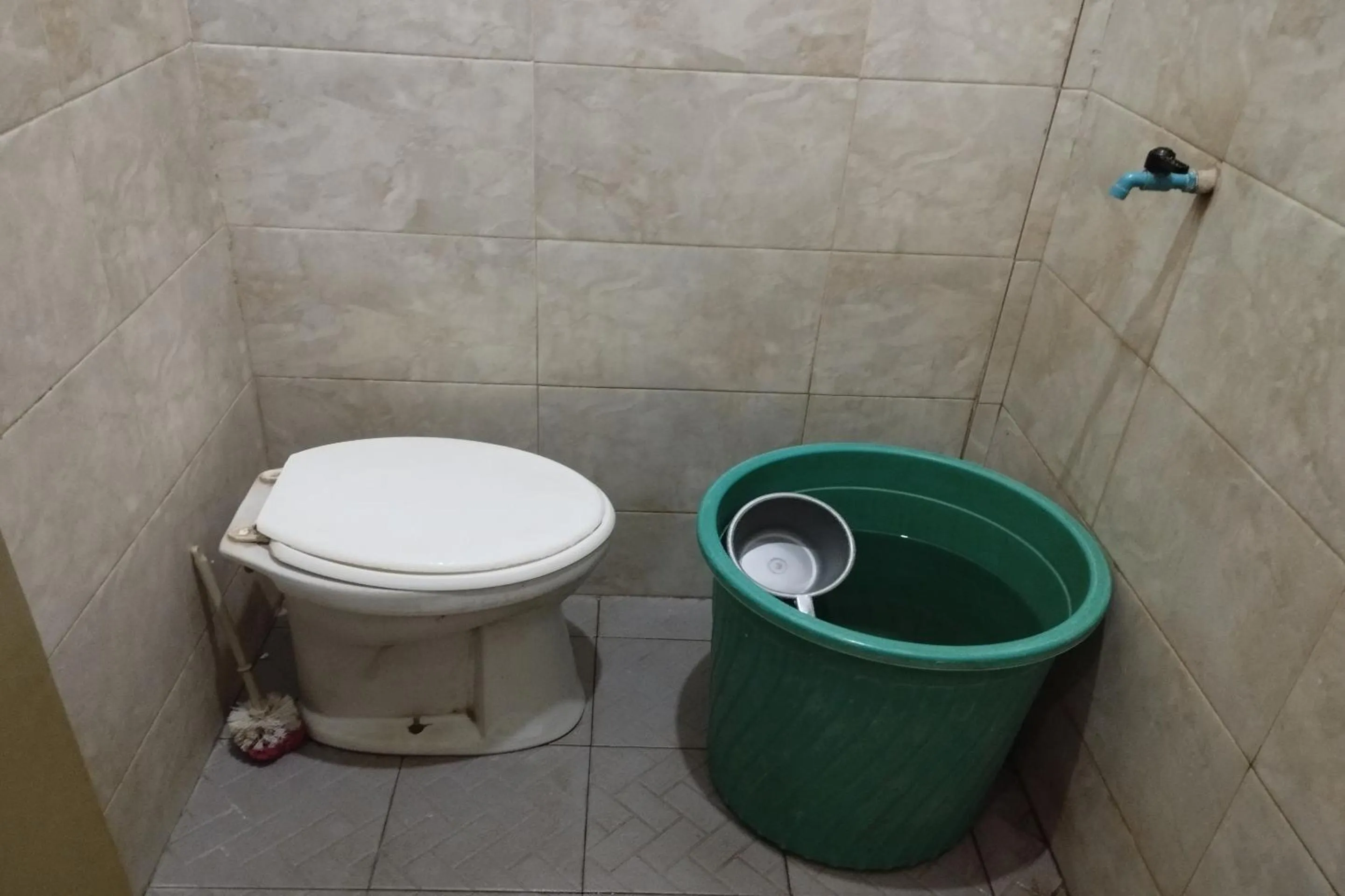 Bathroom in Hotel O Madame Guesthouse