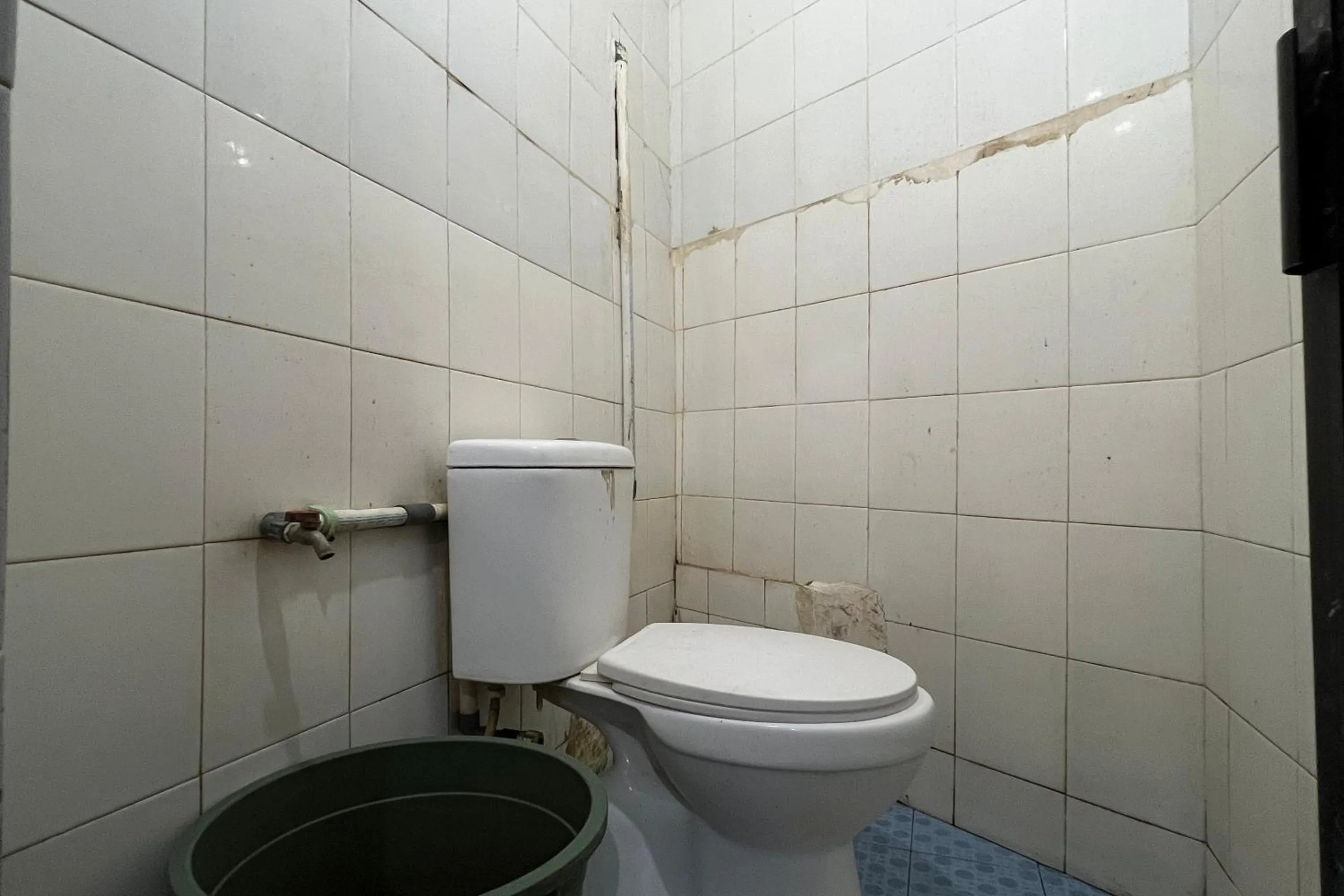 Bedroom in Hotel O Rafira Losmen NearYani Heahlerr