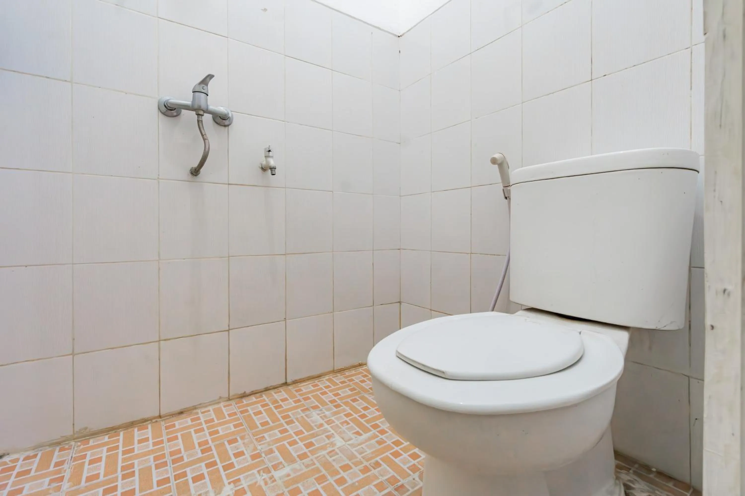 Bathroom in Hotel O Ita Homestay Syariah