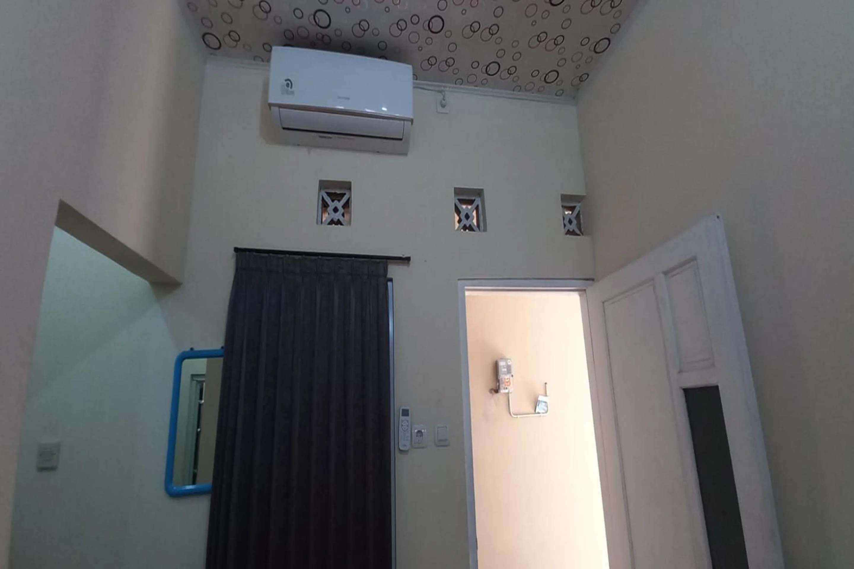 Bedroom in Hotel O Setia Budi Guest House 1