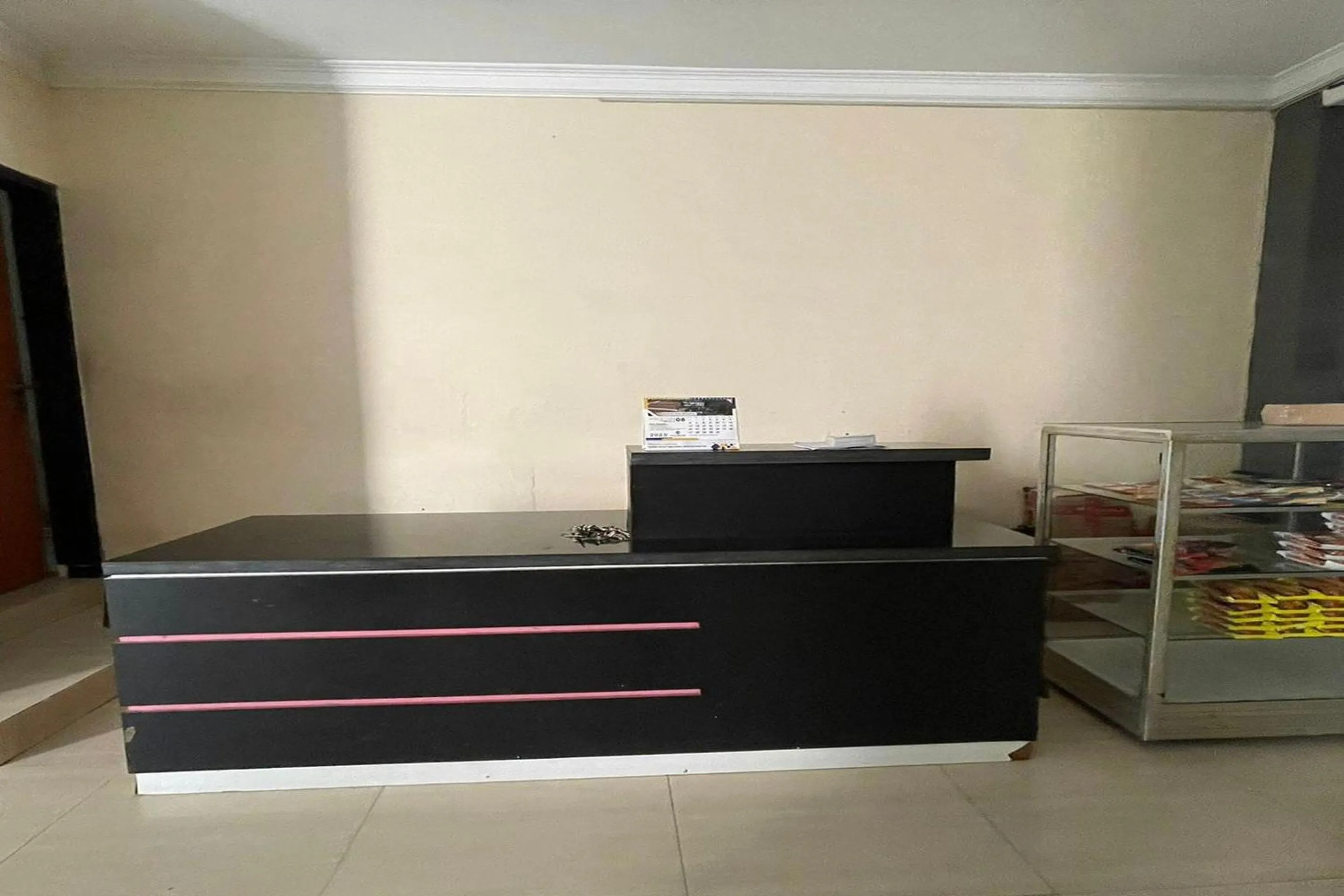 Lobby or reception in Hotel O Setia Budi Guest House 2