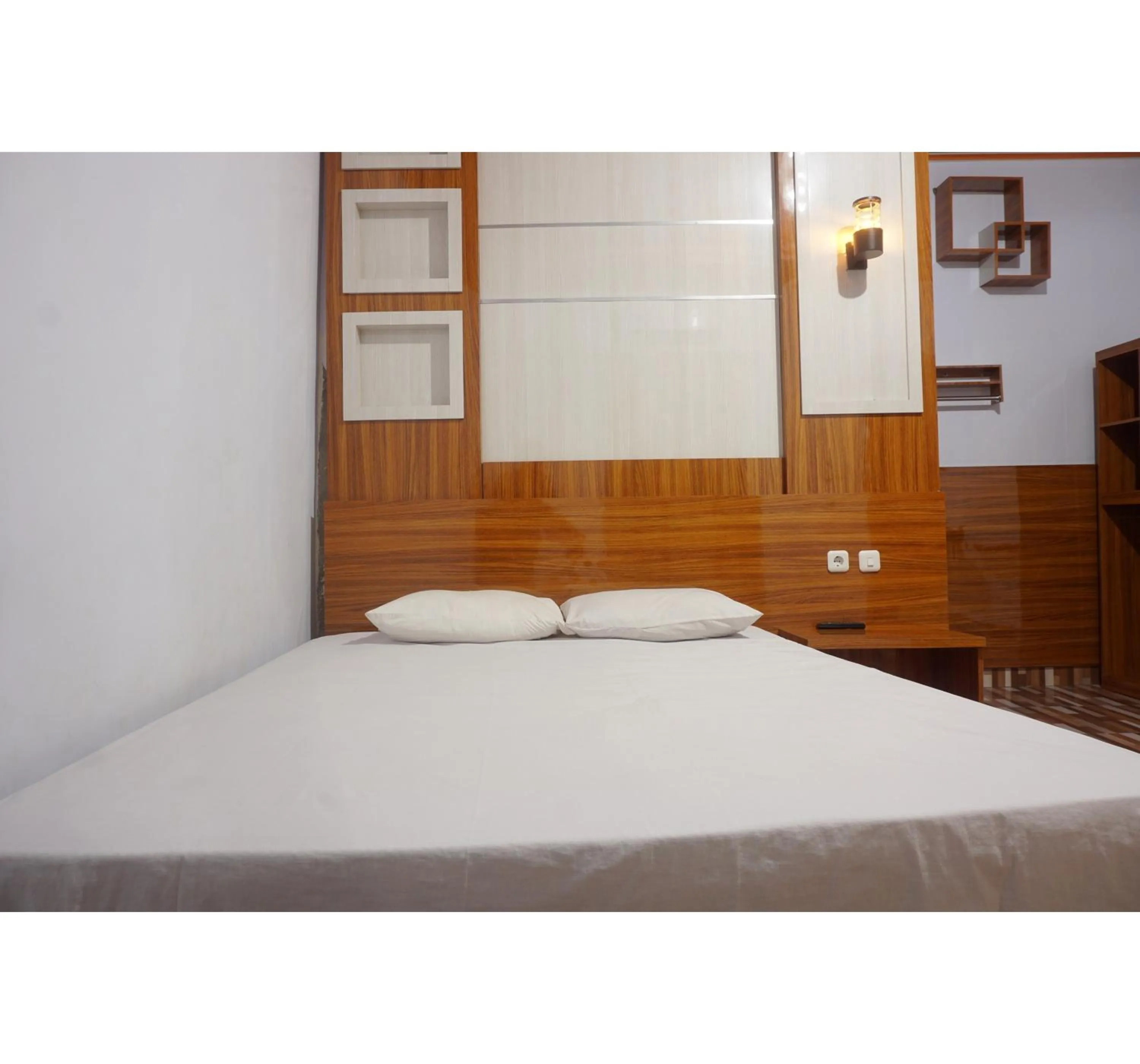 Bedroom, Bed in Hotel O Pondom Danu 77