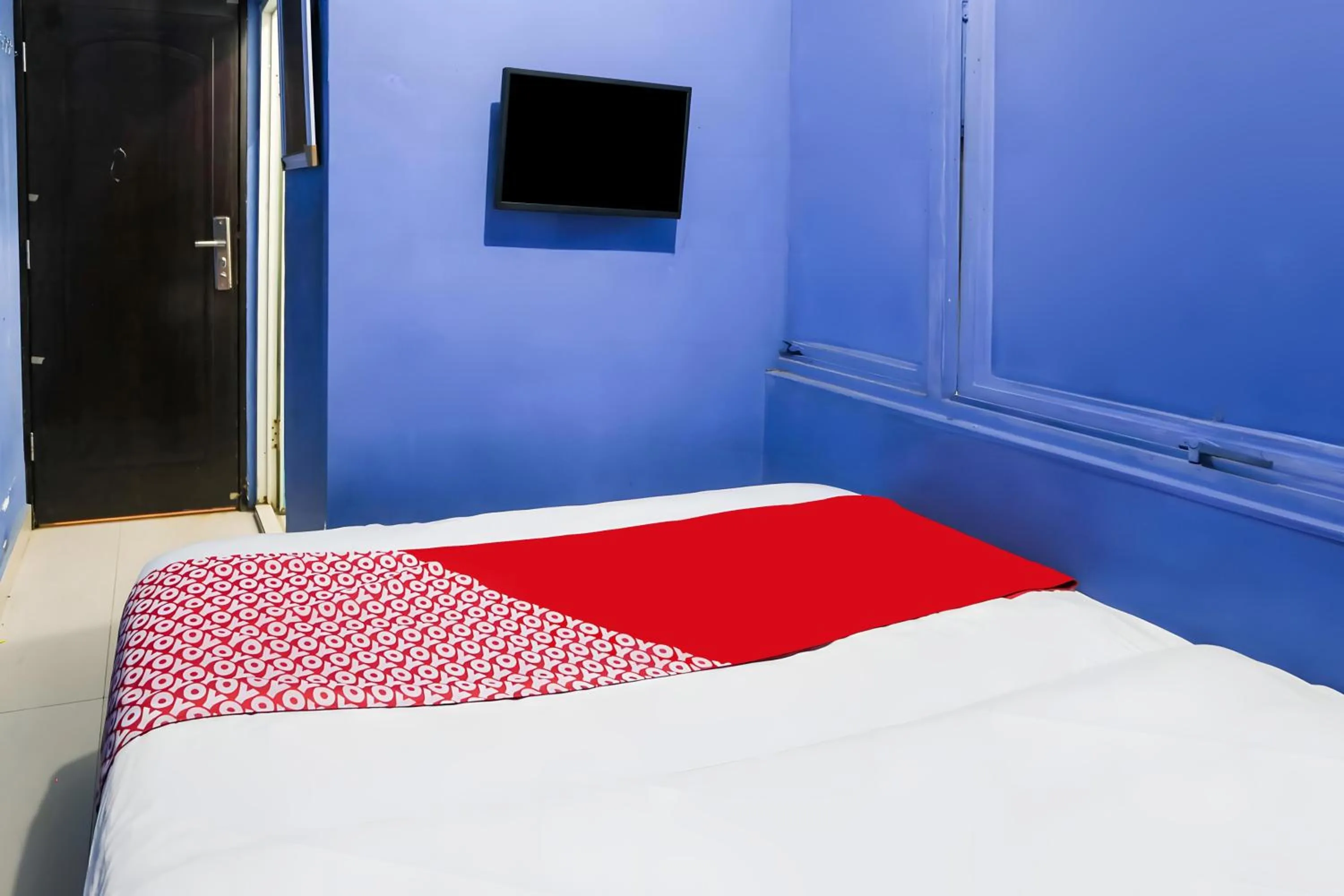 Bedroom, Bed in Hotel O Iconiq Rooms