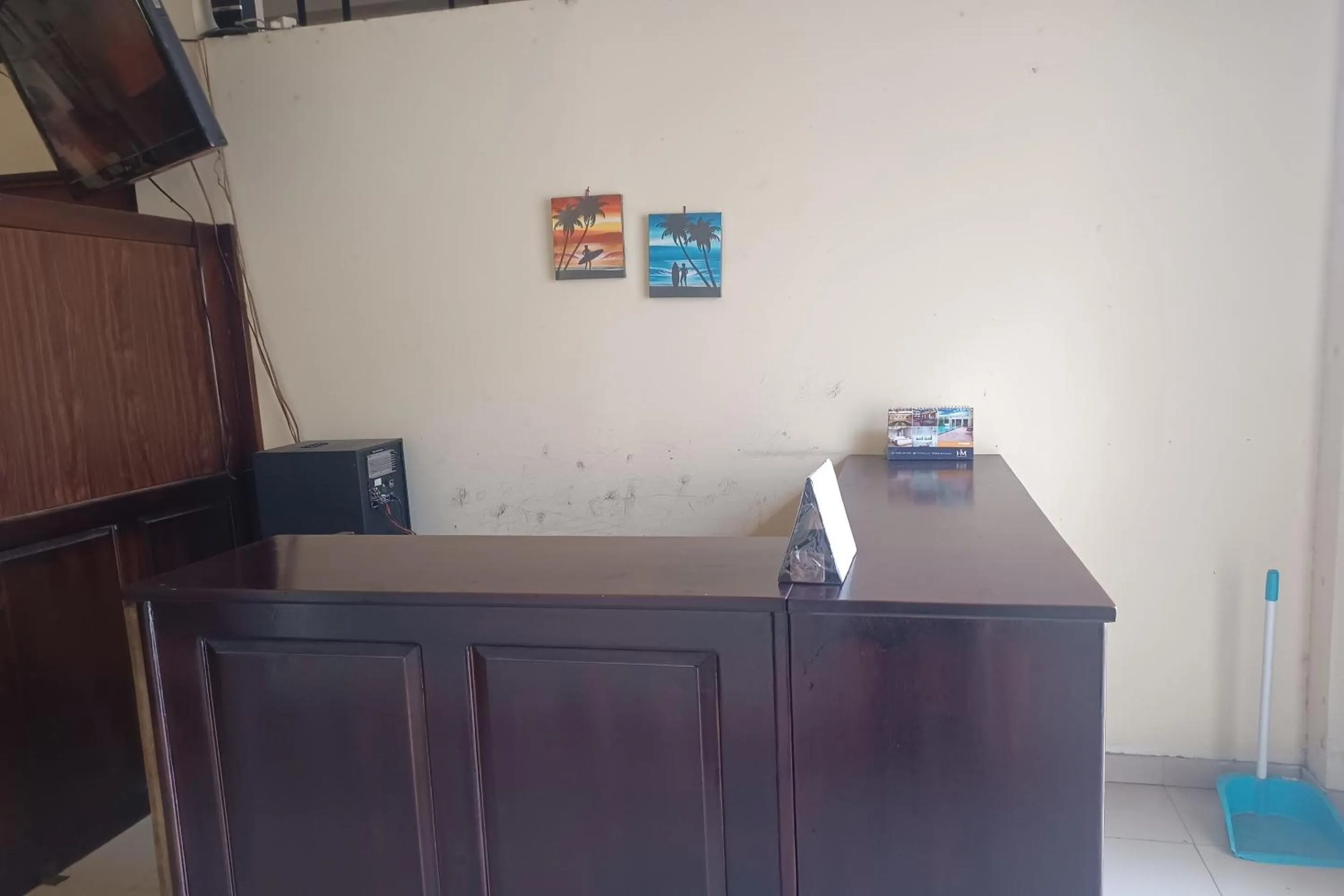 Lobby or reception in OYO 93774 Khaira Kos Dan PenginapanNearYani Heahlerr