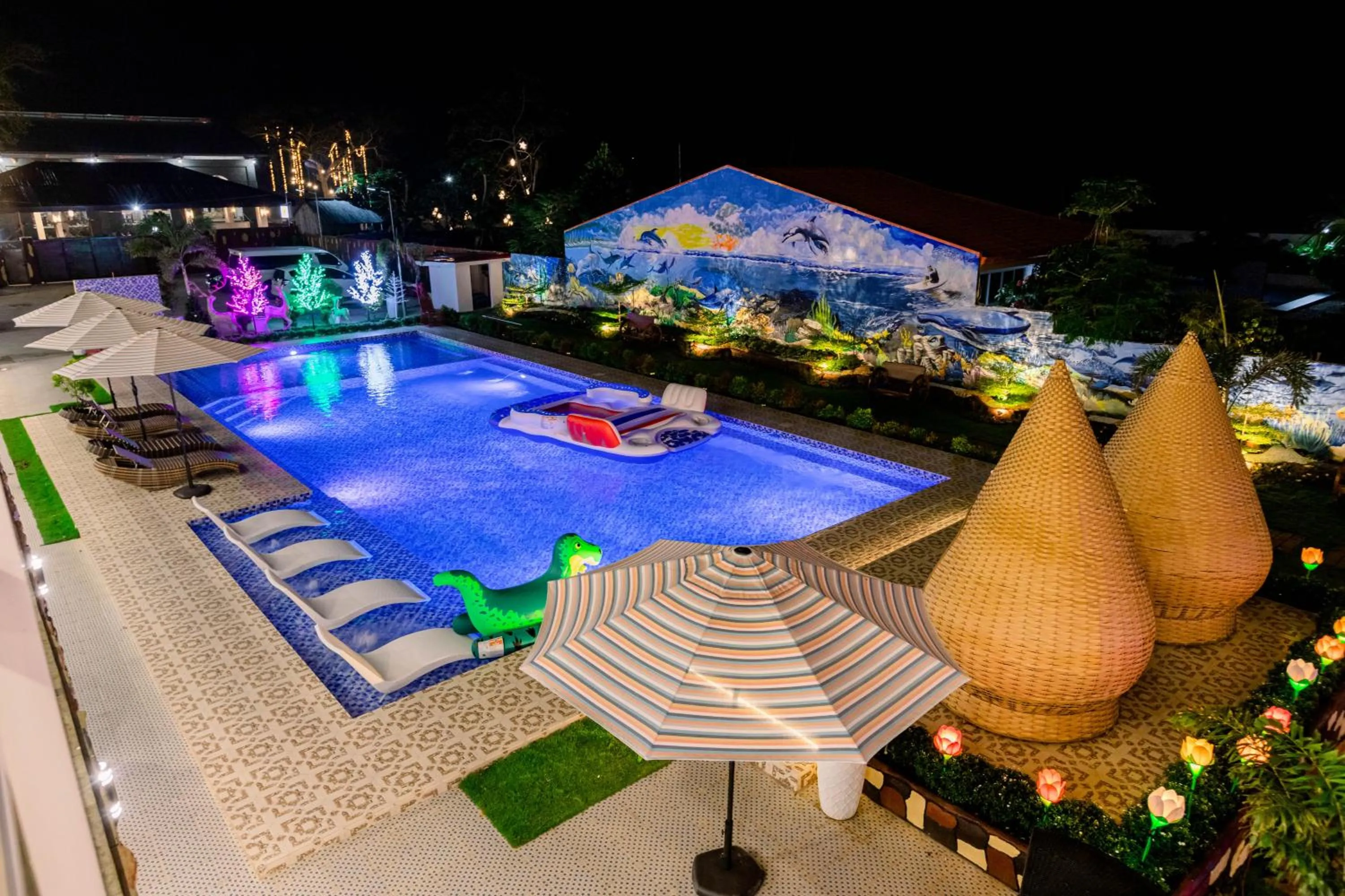 Patio in Sonrisa Resort De Playa by Hiverooms