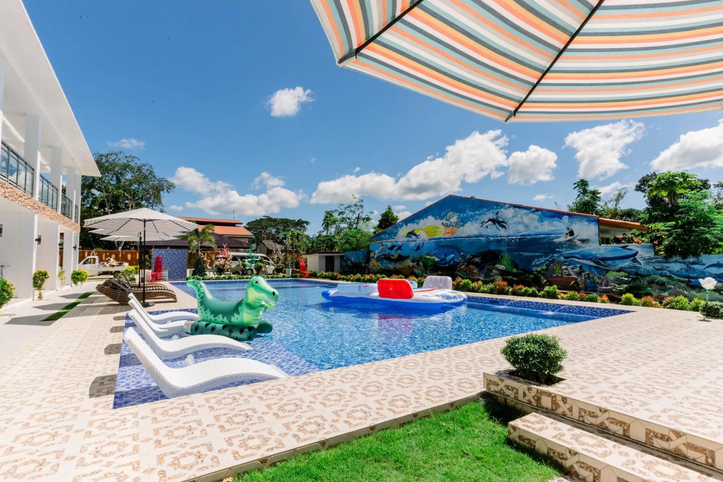 Day in Sonrisa Resort De Playa by Hiverooms