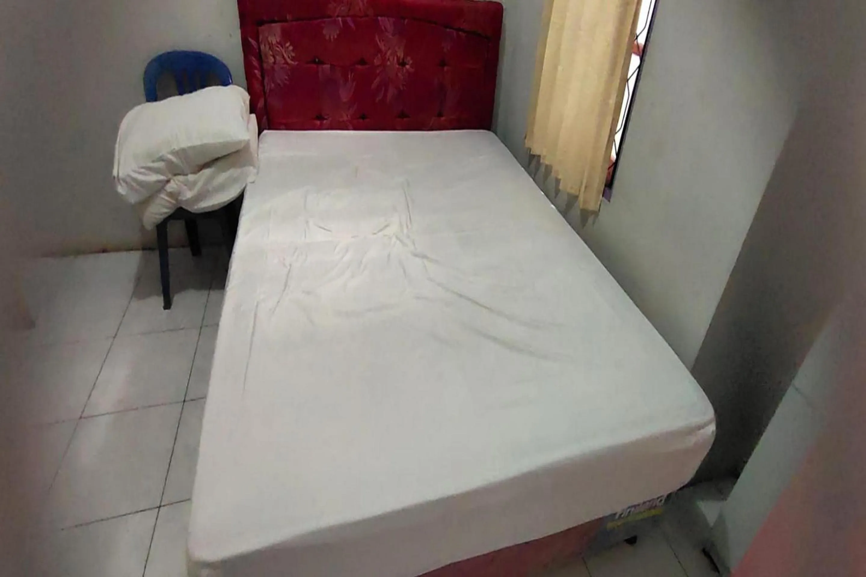 Bedroom, Bed in Hotel O Penginapan Naya Rita