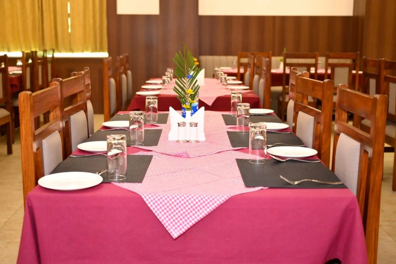 Restaurant/places to eat in DIVINE HOTEL AND RESORTS